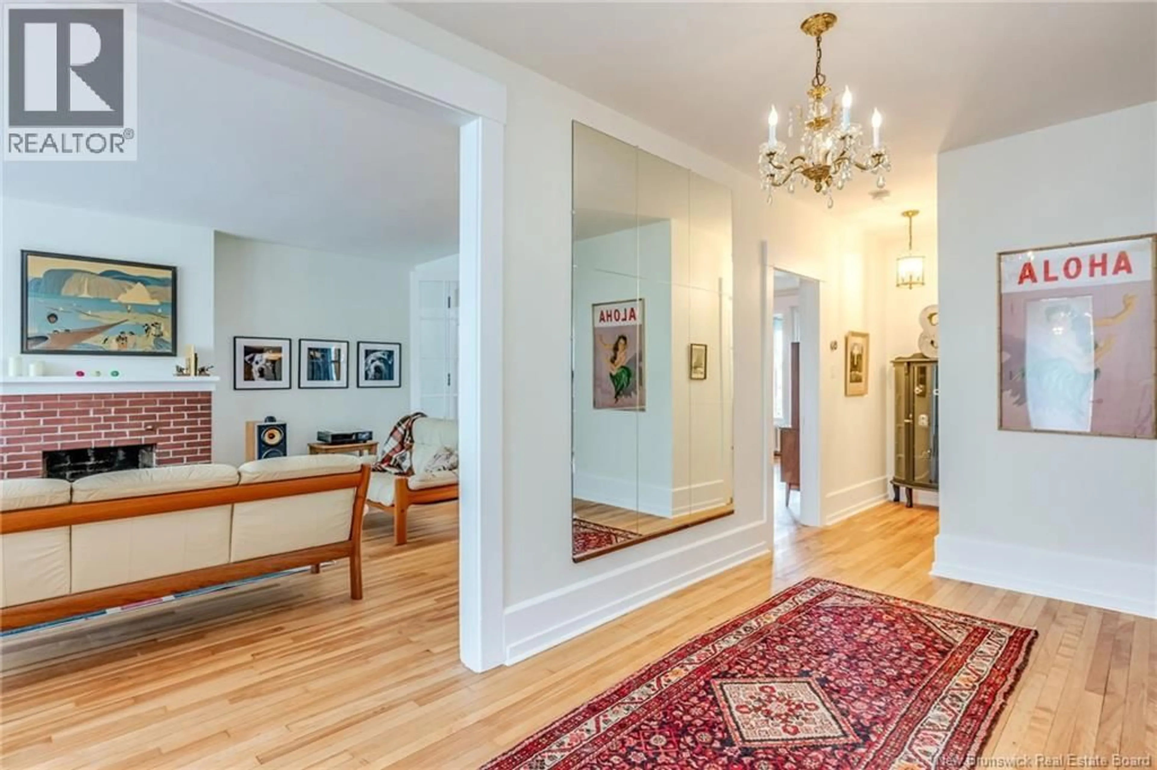 Indoor entryway for 20 QUEEN SQUARE SOUTH, Saint John New Brunswick E2L1R7