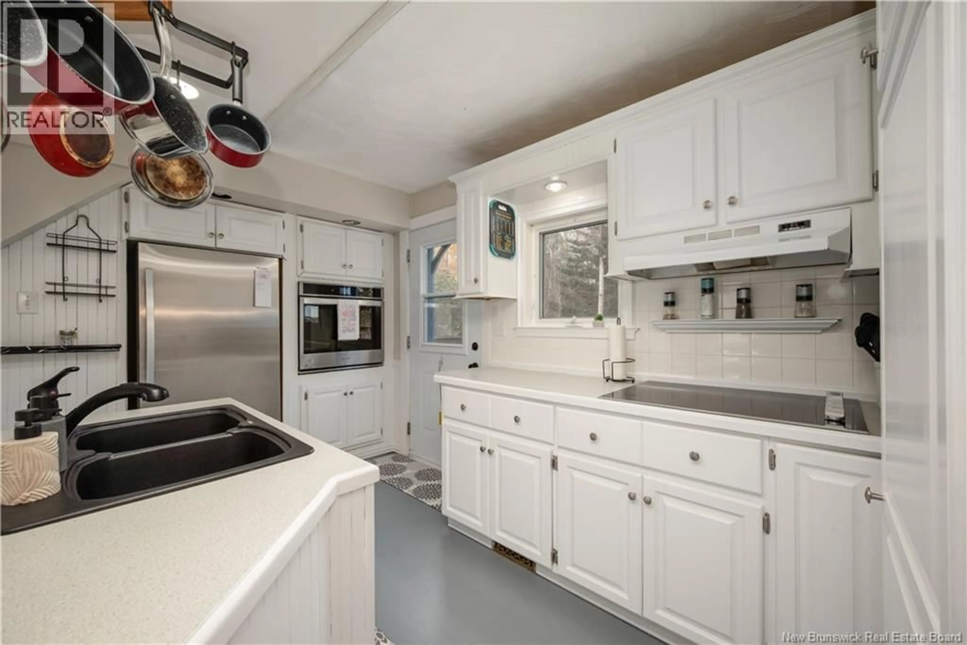 Unknown for 15 MACDONALD ROAD, Salisbury New Brunswick E4J2J5