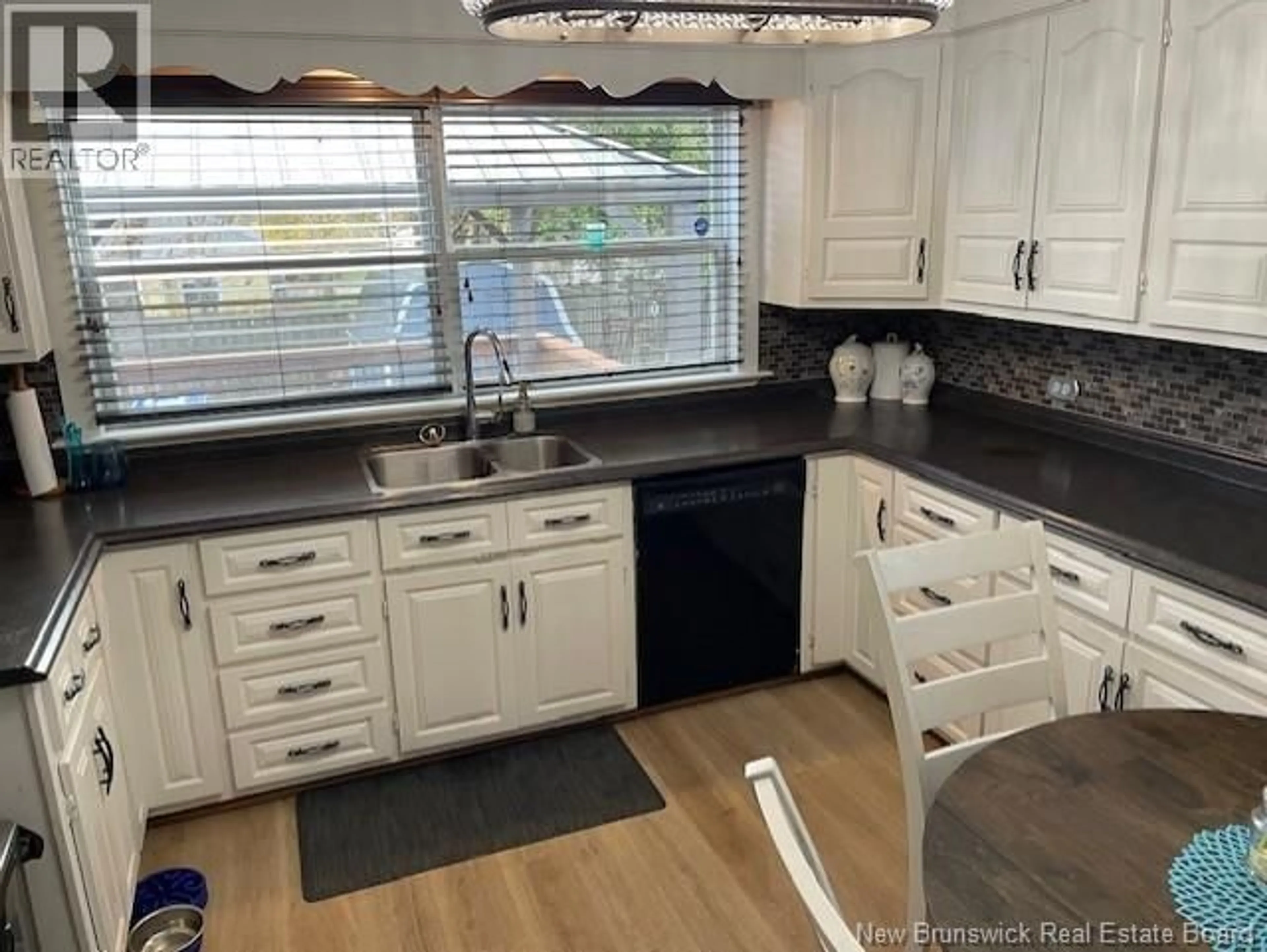 Open concept kitchen, ceramic/tile floor for 442 WINDSOR STREET, Saint John New Brunswick E2M2Z5