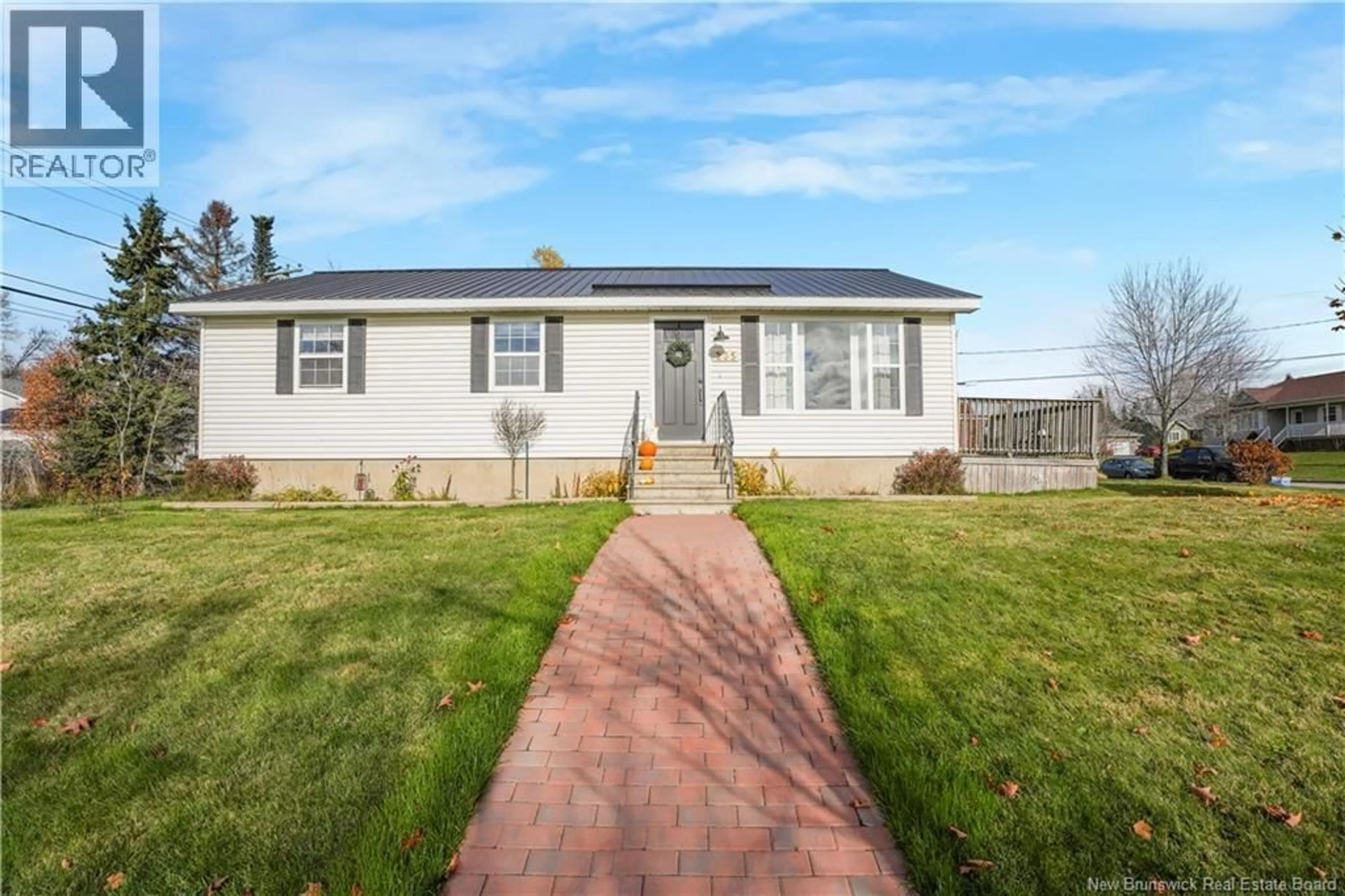 Home with vinyl exterior material, street for 235 MCNIGHT STREET, Fredericton New Brunswick E3A9R6