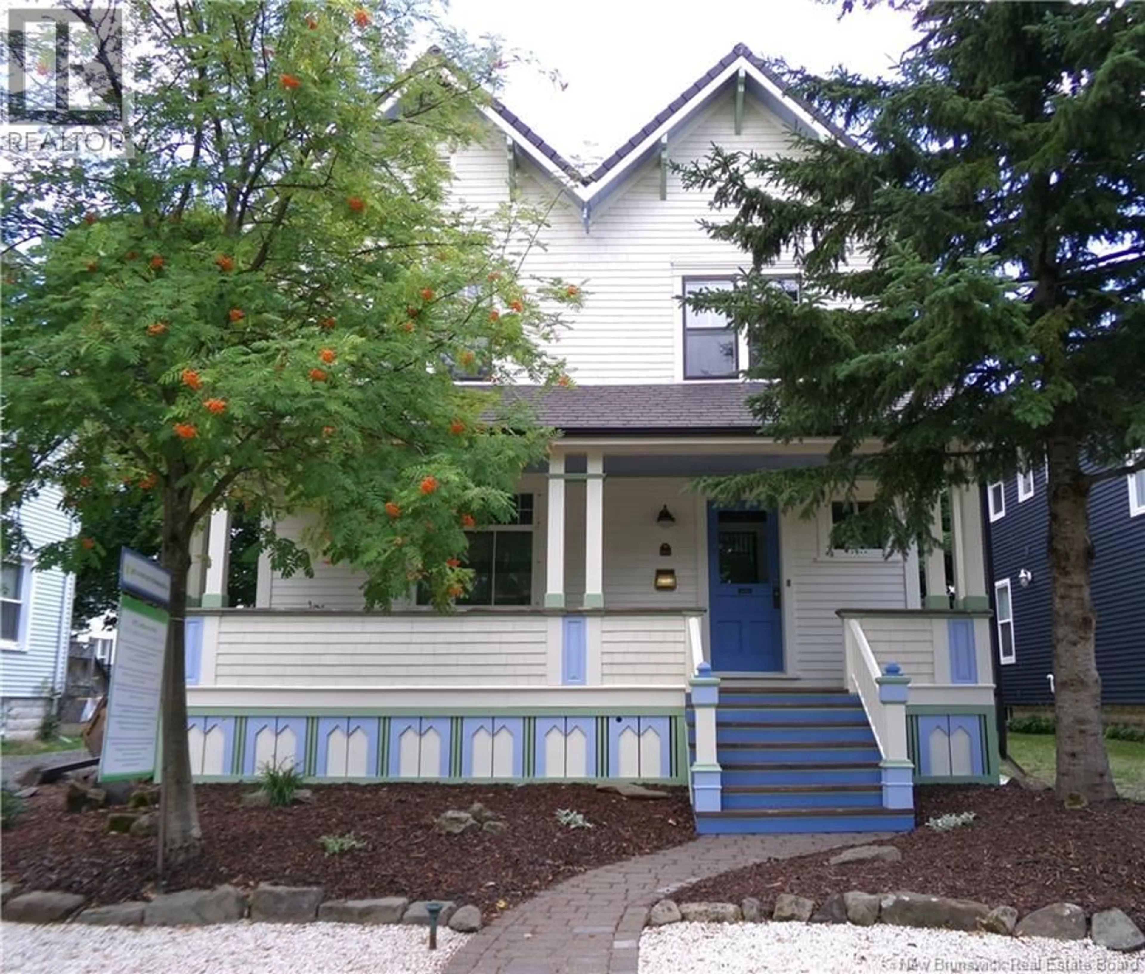 Home with vinyl exterior material, street for 60 WILLIAMS STREET, Moncton New Brunswick E1C2G5