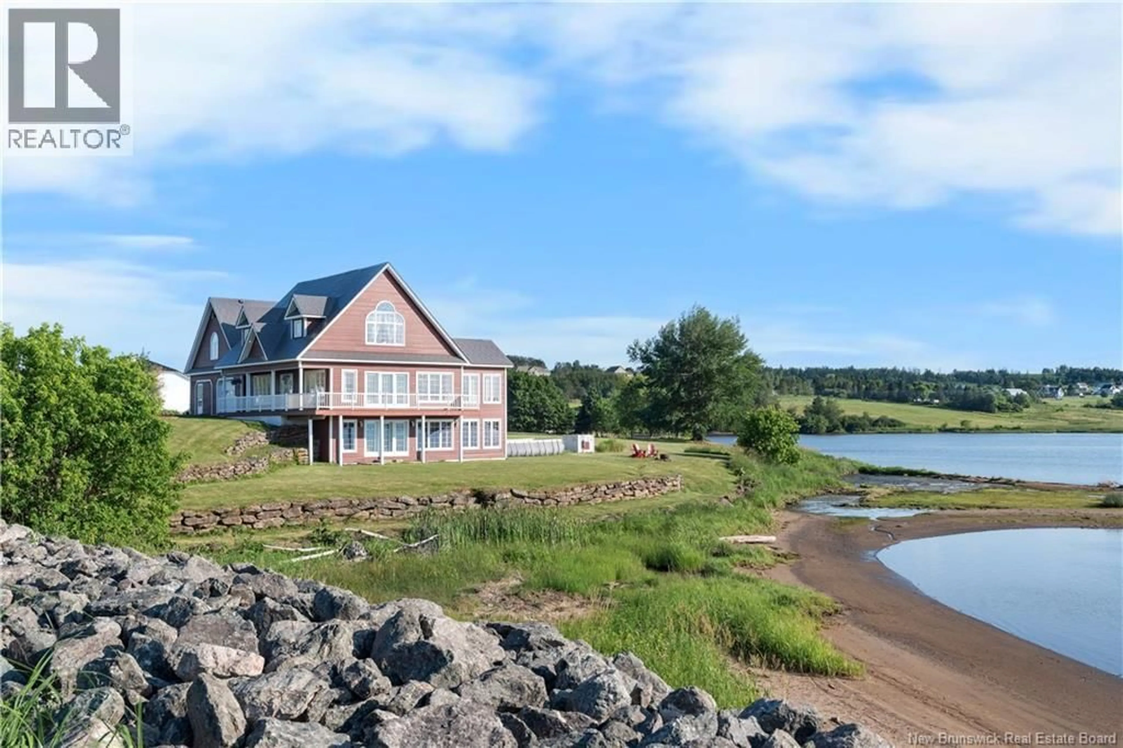 A pic from outside/outdoor area/front of a property/back of a property/a pic from drone, water/lake/river/ocean view for 1379 ROUTE 525, Sainte-Marie-De-Kent New Brunswick E4S2H1
