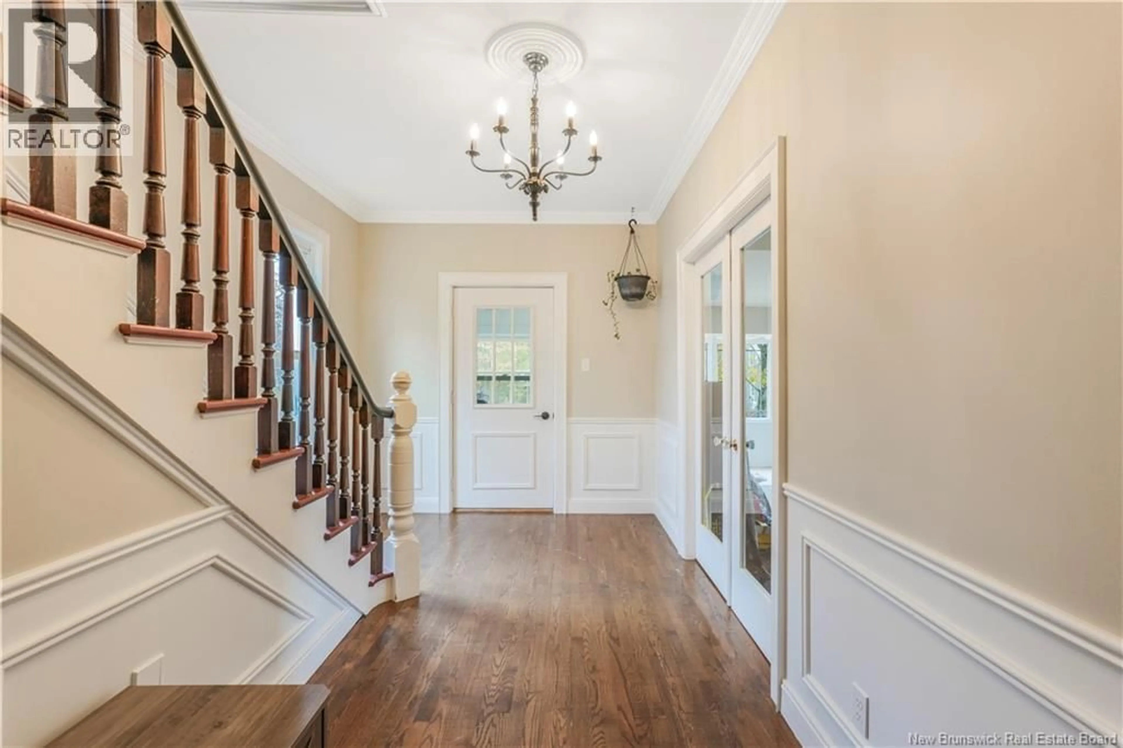 Indoor entryway for 292 SUNSET DRIVE, Fredericton New Brunswick E3A1A9