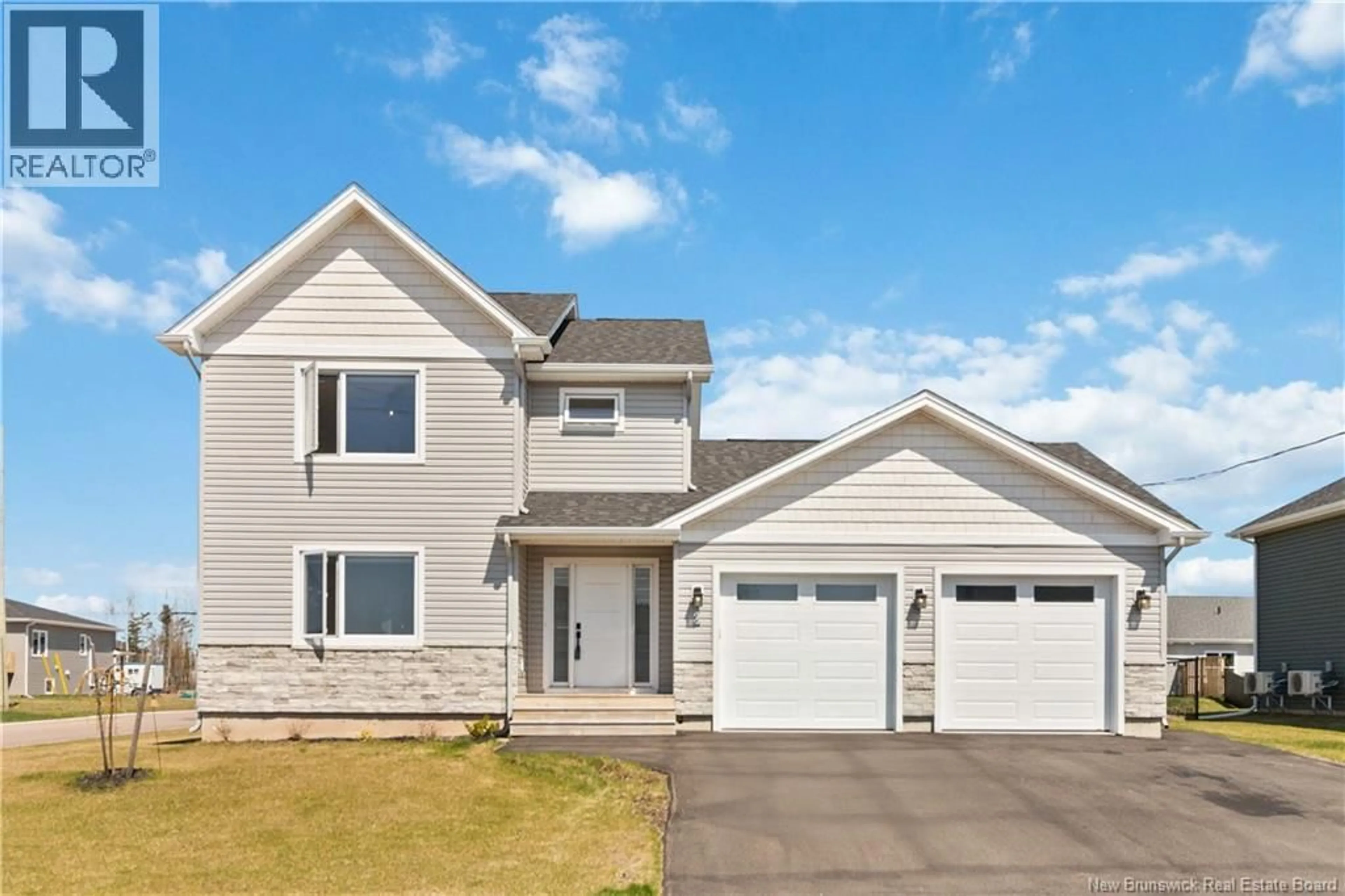 Home with vinyl exterior material, street for 2 ROBERT STREET, Shediac New Brunswick E4P0R2