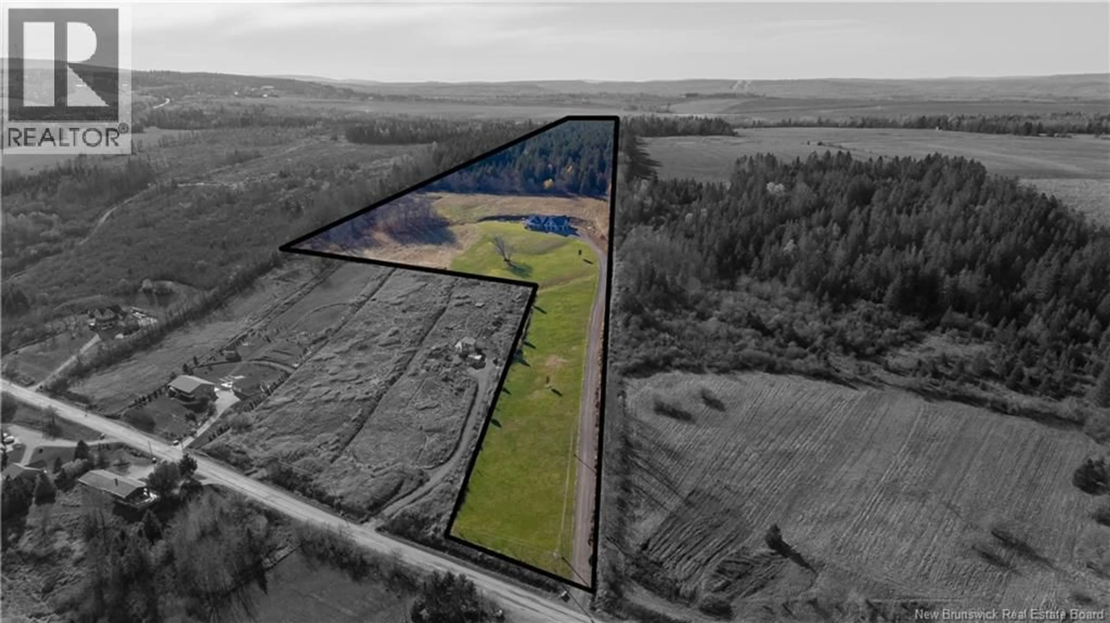 A pic from outside/outdoor area/front of a property/back of a property/a pic from drone, building for 536 WARDS CREEK ROAD, Wards Creek New Brunswick E4E4T5