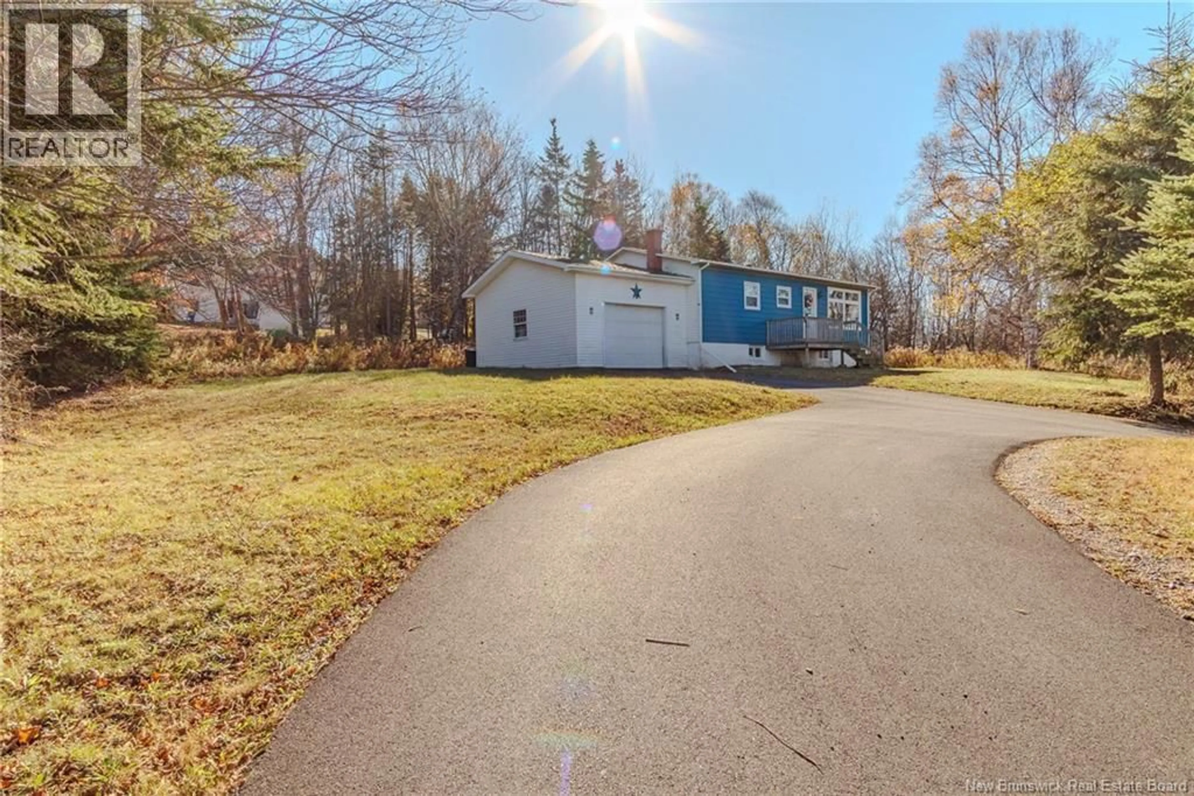 A pic from outside/outdoor area/front of a property/back of a property/a pic from drone, street for 126 VINCENT ROAD, Quispamsis New Brunswick E2E1S8