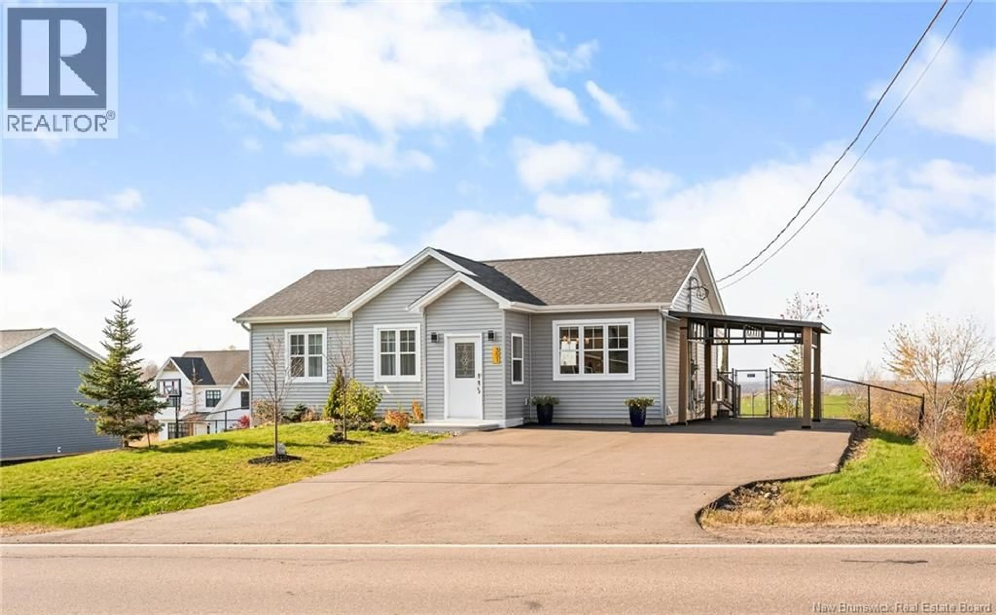 Home with vinyl exterior material, unknown for 351 DOVER ROAD, Dieppe New Brunswick E1A7L5