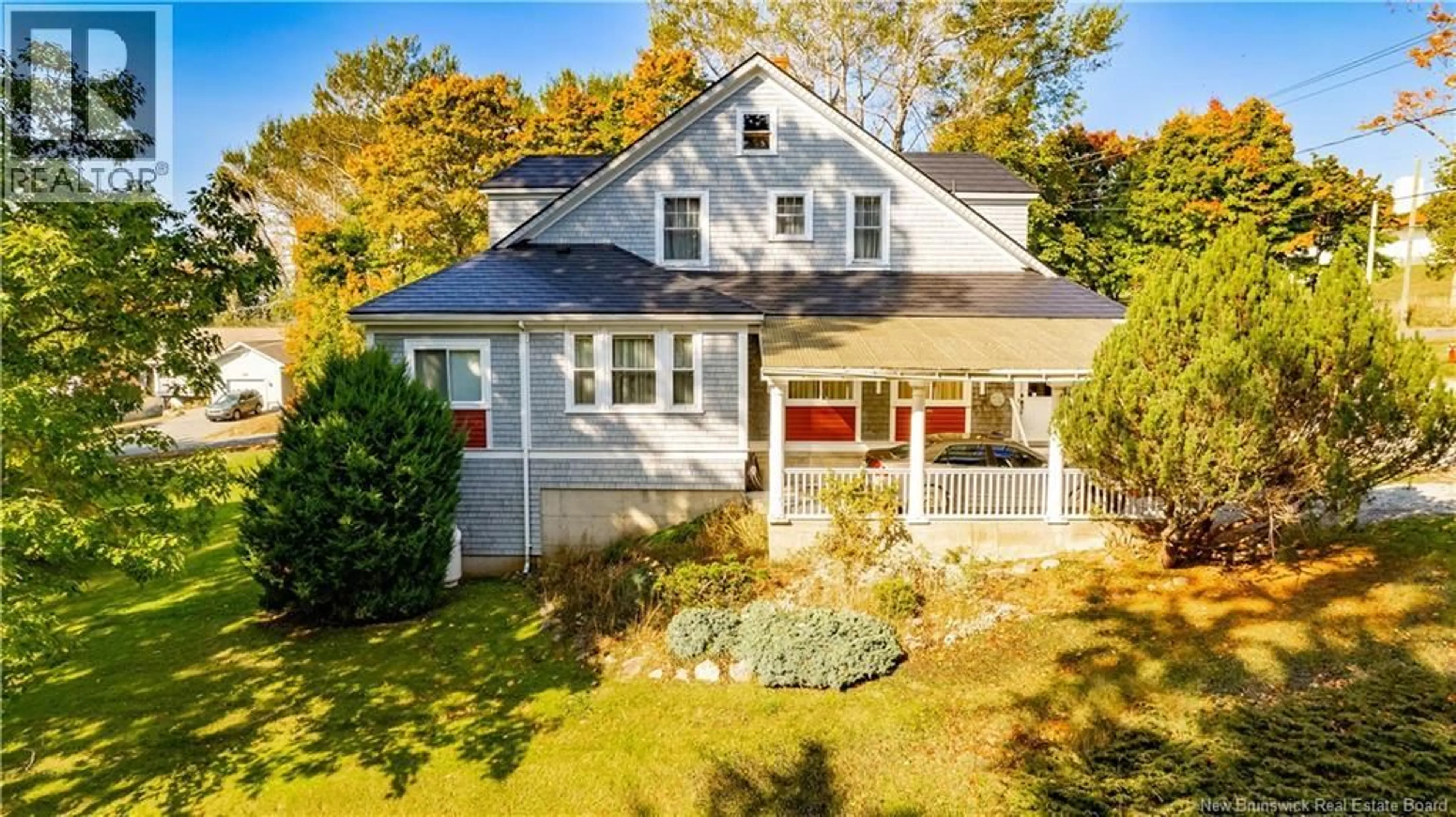 Home with vinyl exterior material, street for 101 CARLETON STREET, Saint Andrews New Brunswick E5B1N1