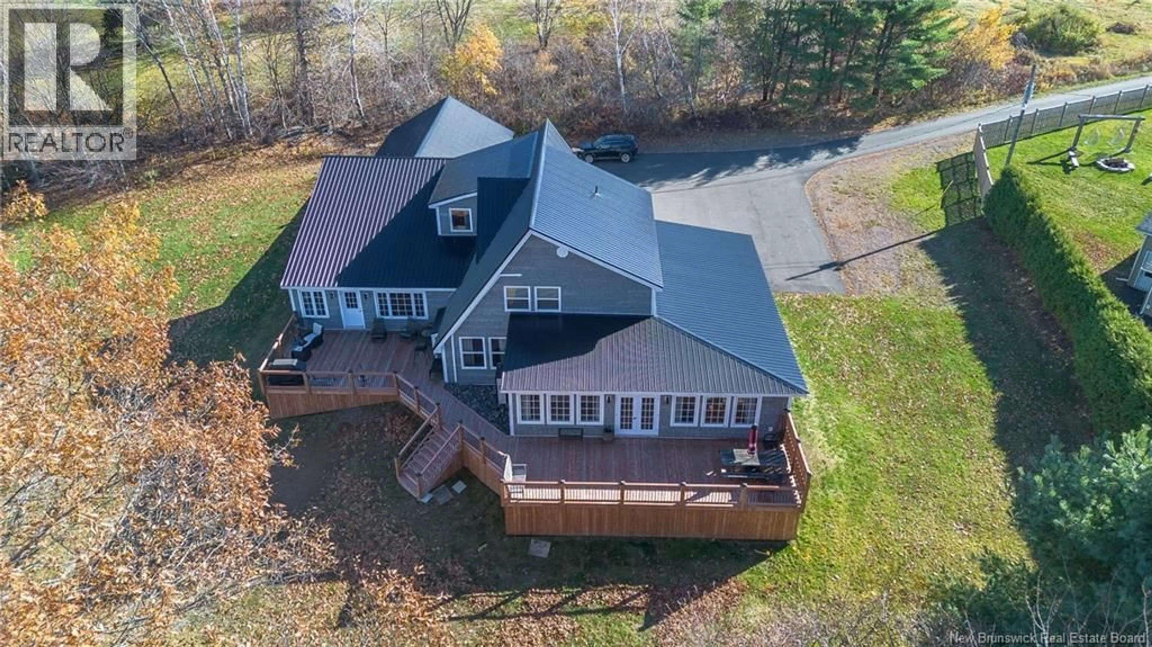 A pic from outside/outdoor area/front of a property/back of a property/a pic from drone, building for 405 ROUTE 102, Burton New Brunswick E2V3J8