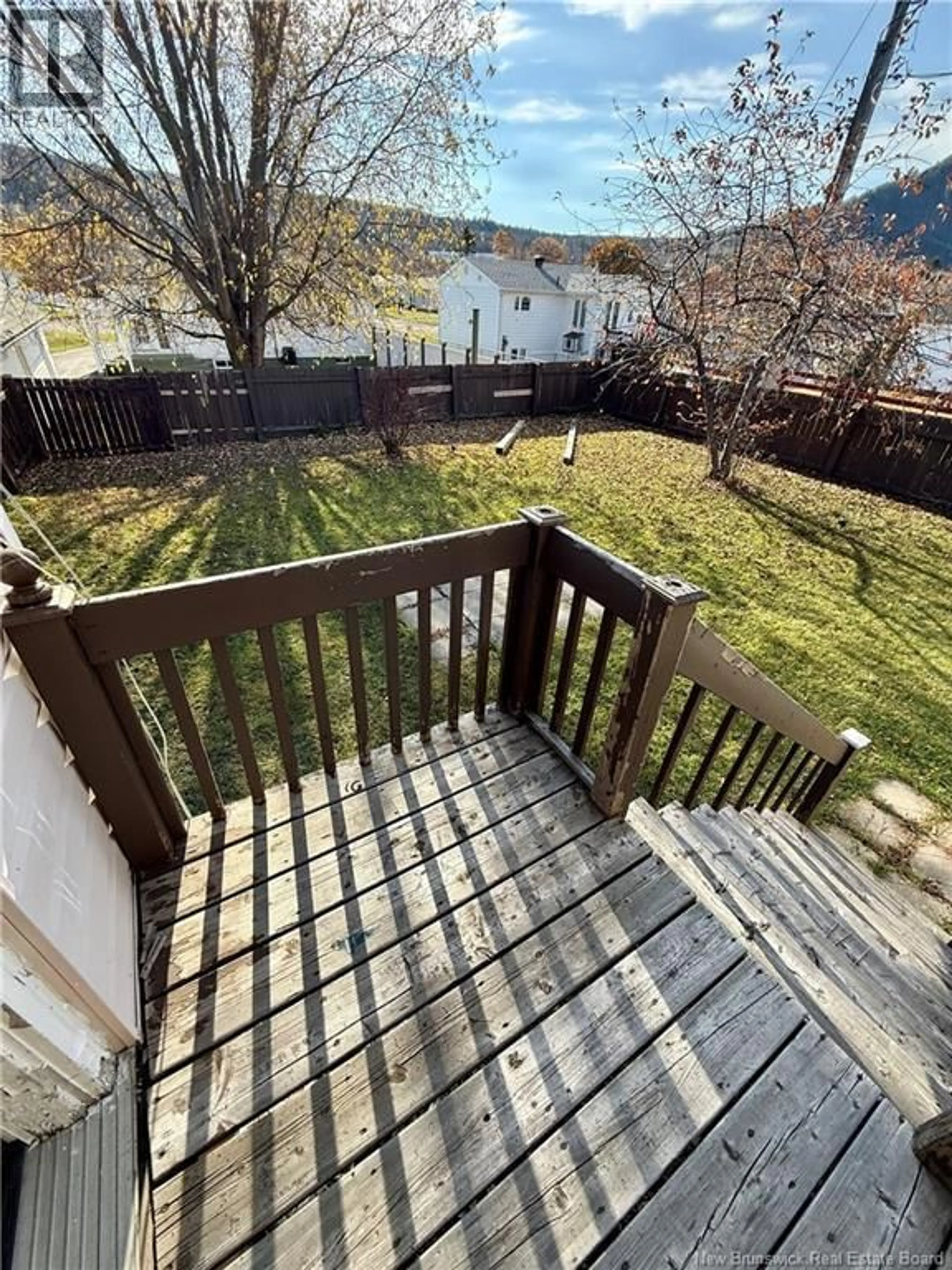 Unknown for 100 DOVER, Campbellton New Brunswick E3N1P8