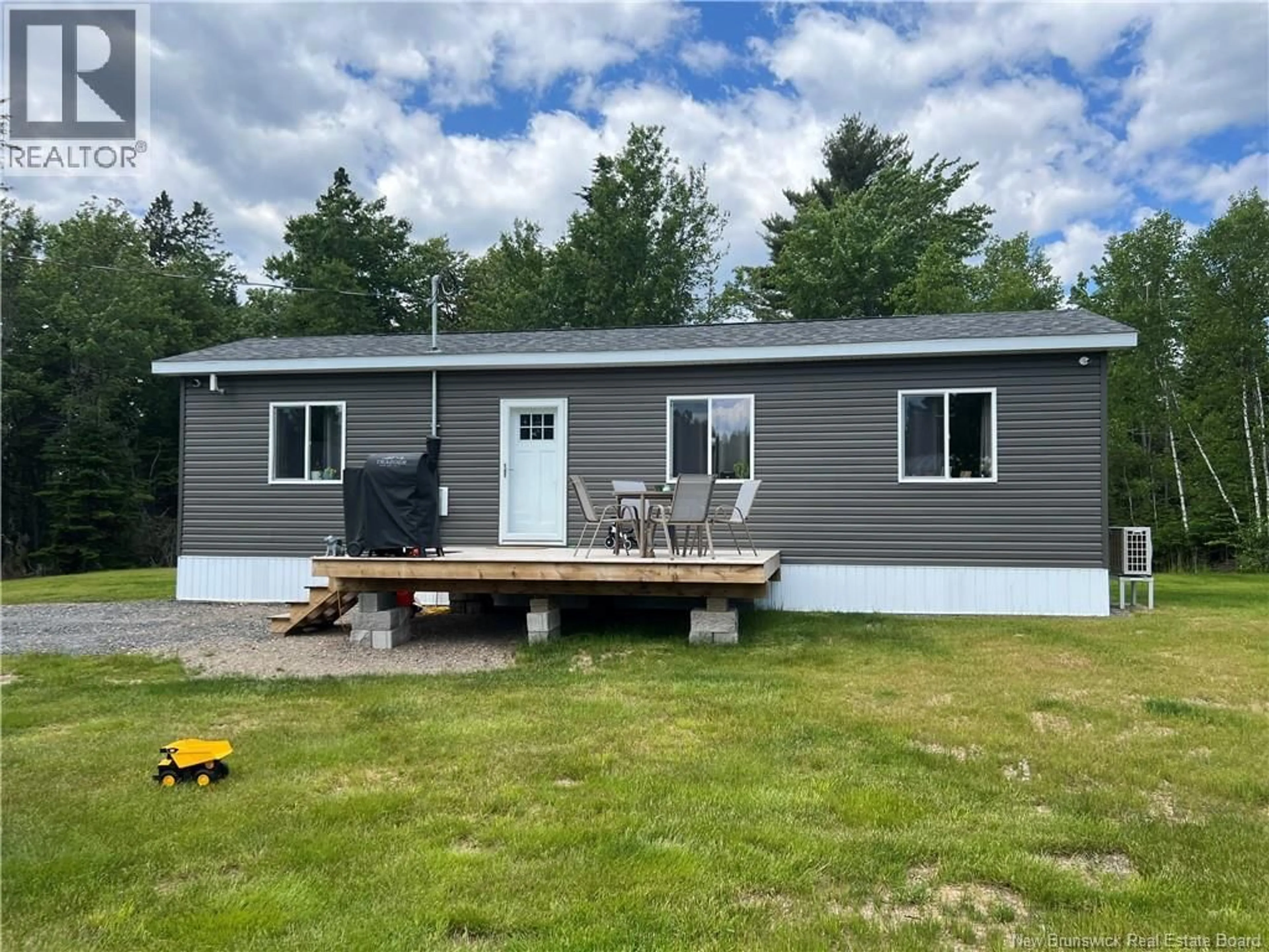 Home with vinyl exterior material, unknown for 2676 ROUTE 640, Hanwell New Brunswick E3E2B6