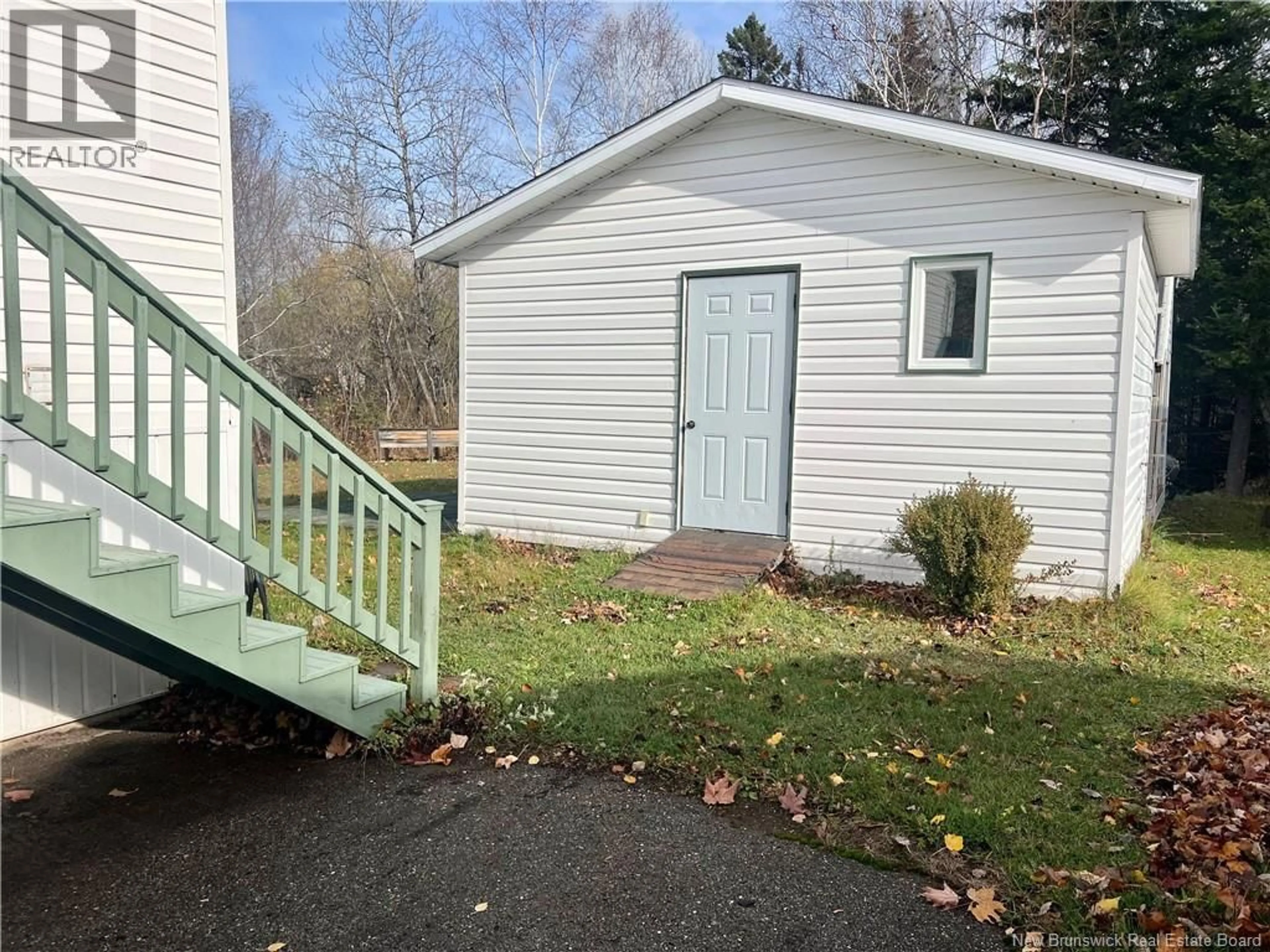 Shed for 931 FRANCOIS, Beresford New Brunswick E8K1L2