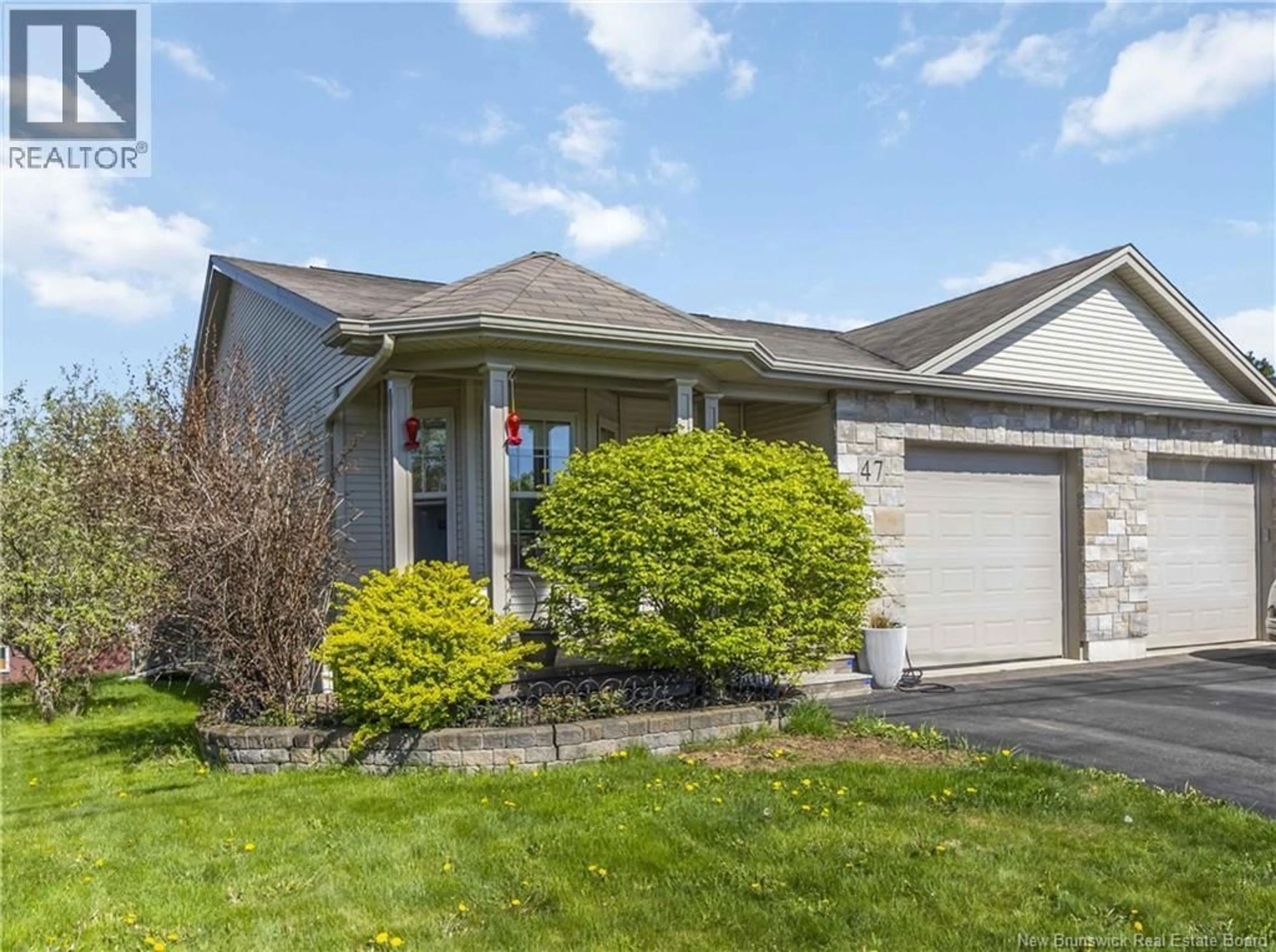 Home with vinyl exterior material, street for 47 NEWBERRY STREET, Moncton New Brunswick E1G5M5