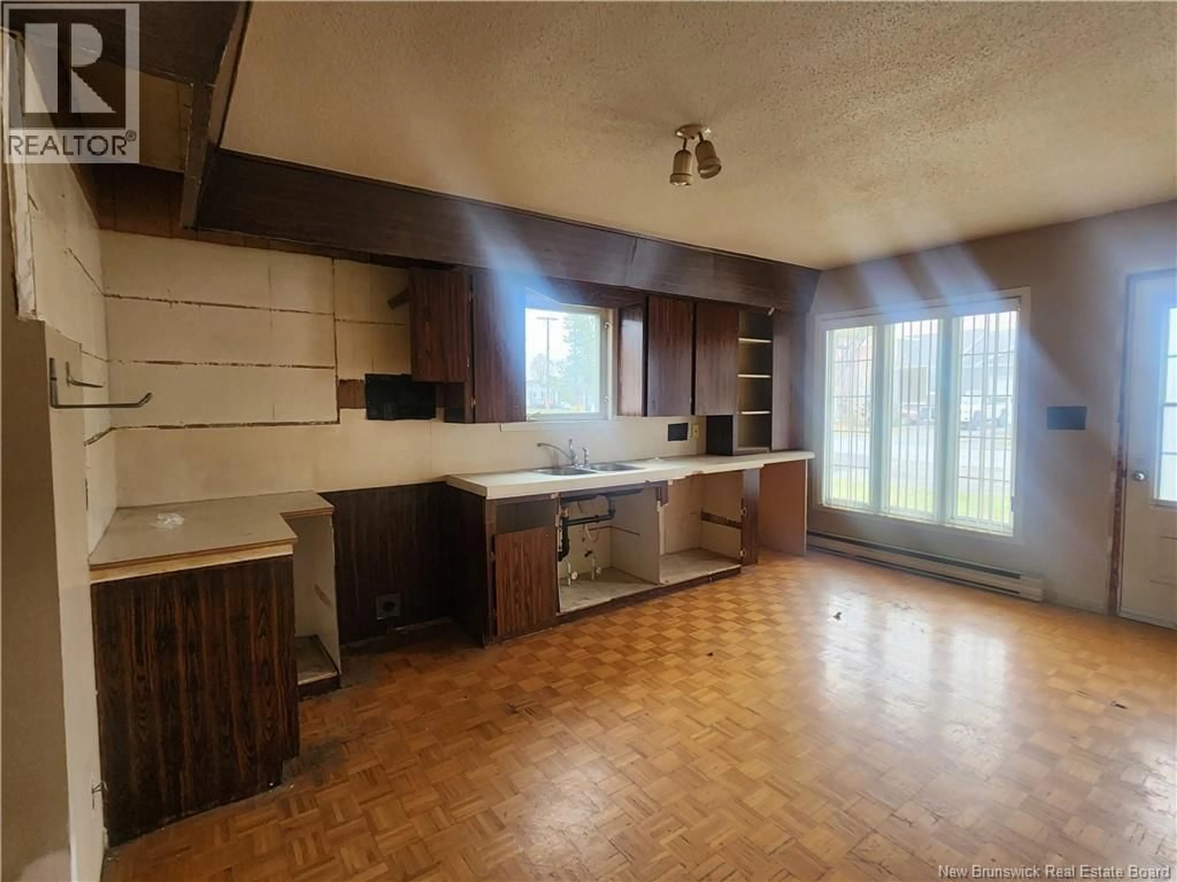 Unknown for 32 RUE PELLETIER, Saint-Quentin New Brunswick E8A1Y1