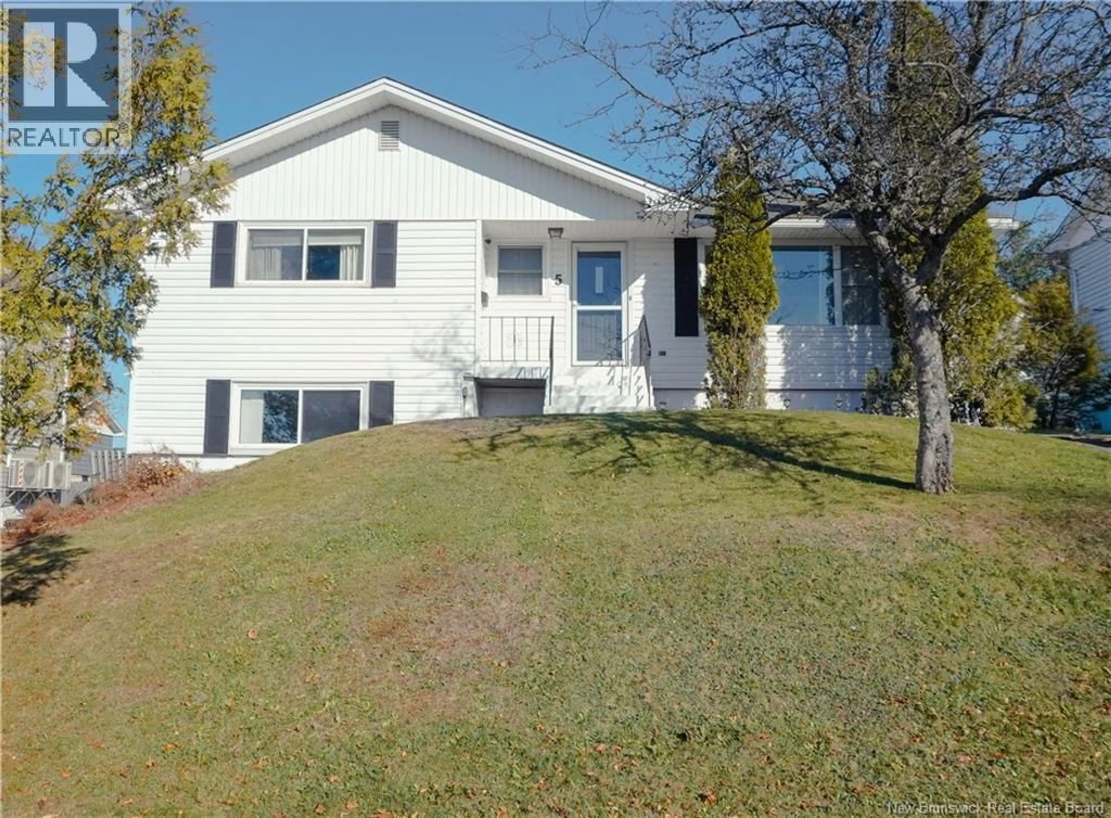 Home with vinyl exterior material, street for 5 WILDWOOD, Saint John New Brunswick E2J2V9