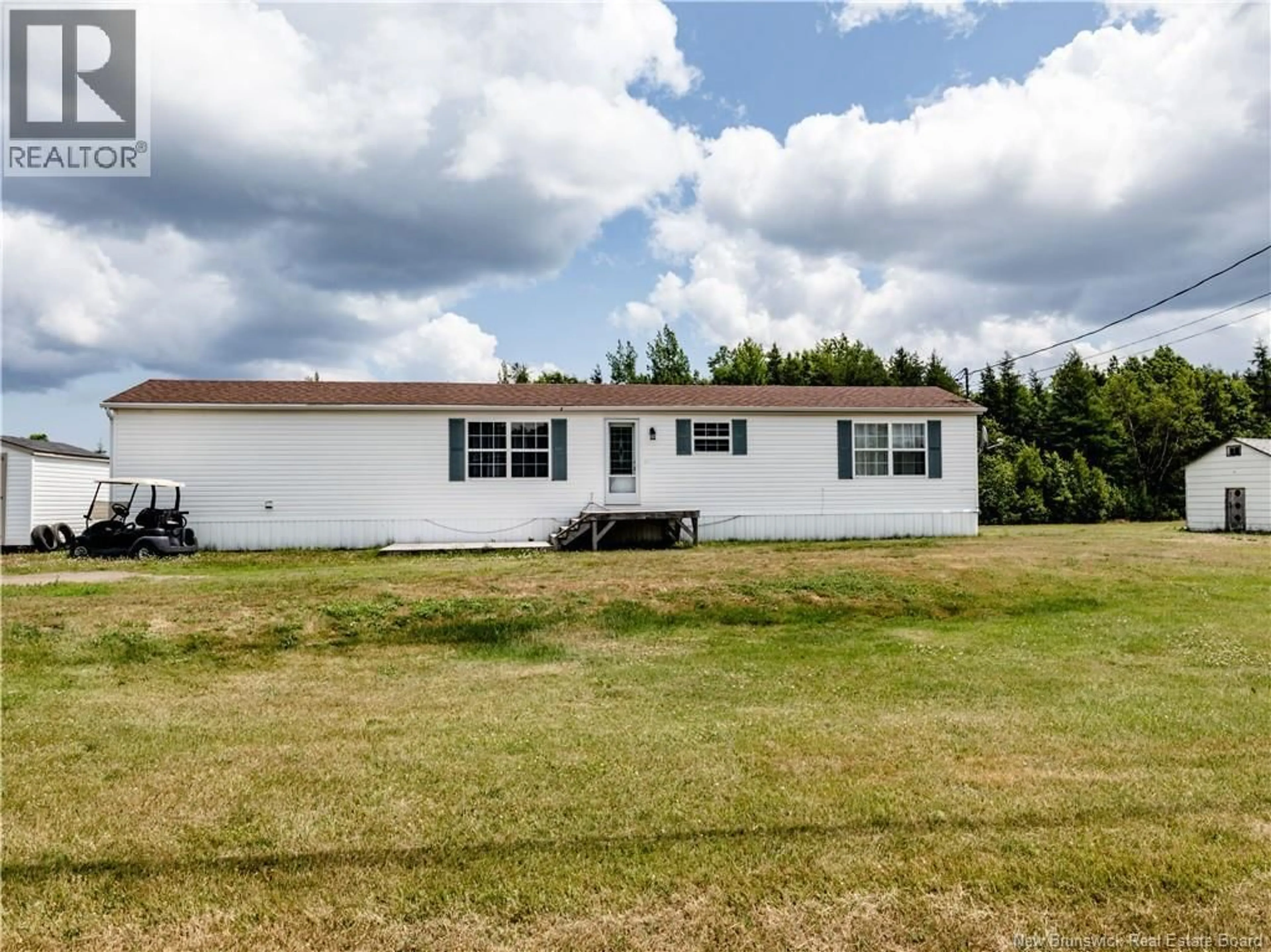 A pic from outside/outdoor area/front of a property/back of a property/a pic from drone, unknown for 25 CH FORGE, Richibouctou-Village New Brunswick E4W1J2