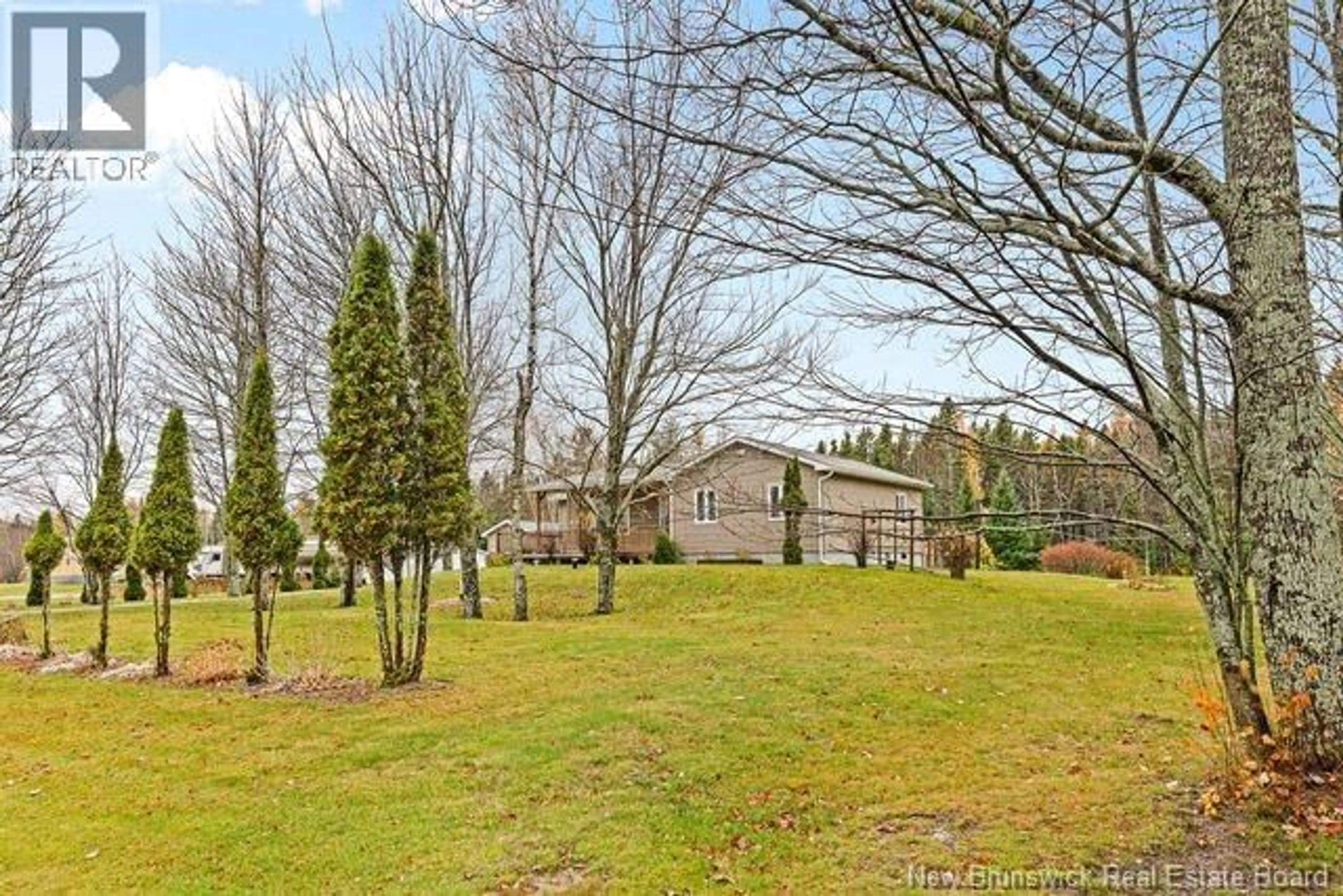 A pic from outside/outdoor area/front of a property/back of a property/a pic from drone, unknown for 1044 MURRAY ROAD, Cocagne New Brunswick E4R2V3