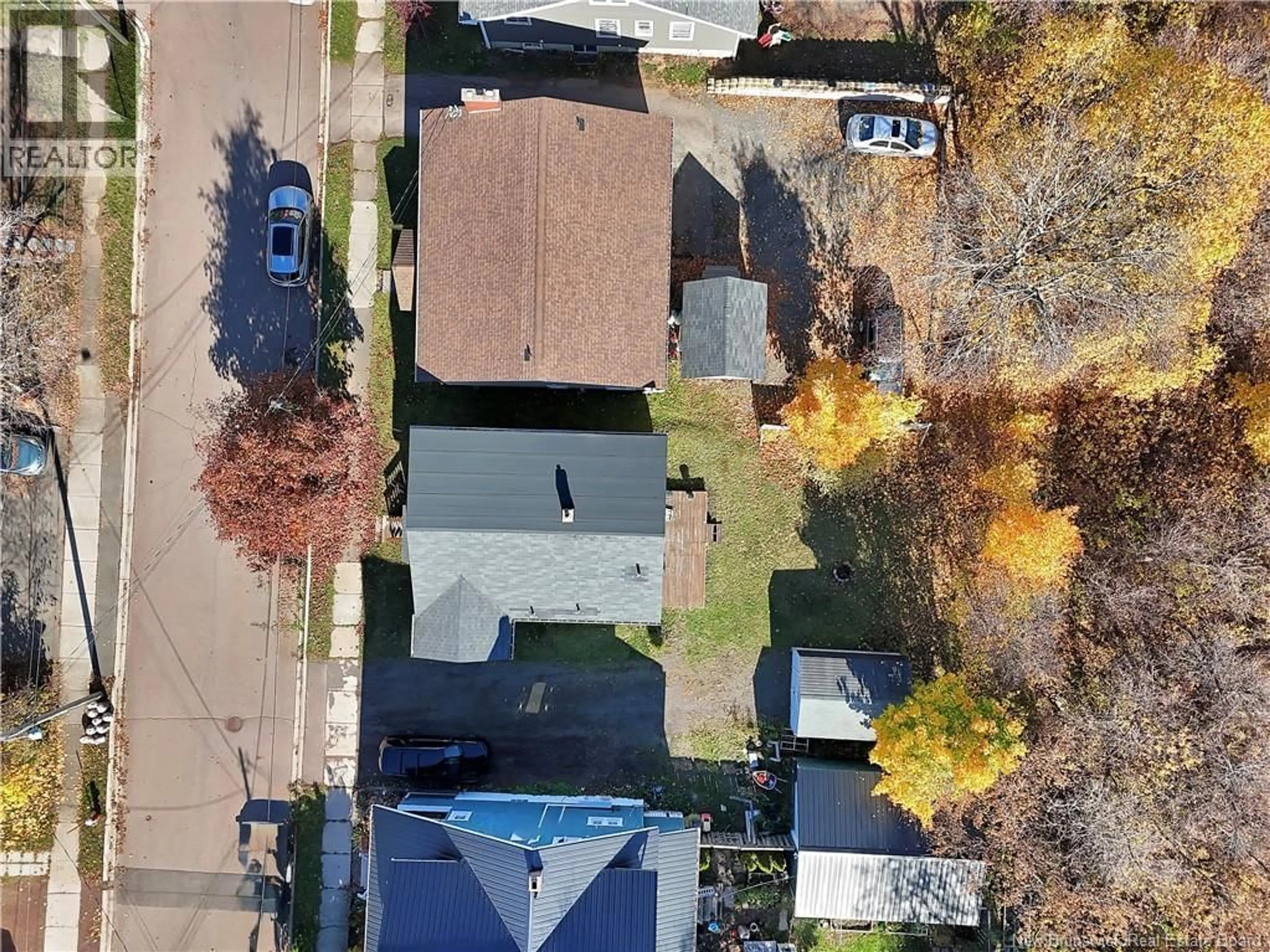 A pic from outside/outdoor area/front of a property/back of a property/a pic from drone, street for 23 HALLS, Moncton New Brunswick E1C5B1