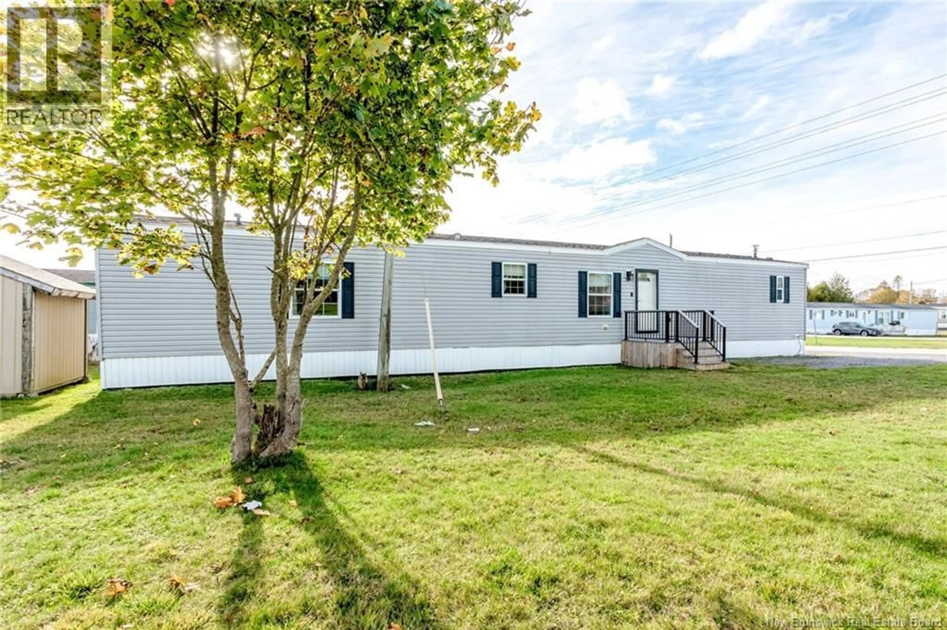 Home with vinyl exterior material, unknown for 3 DAISY STREET, Saint John New Brunswick E2M5M9