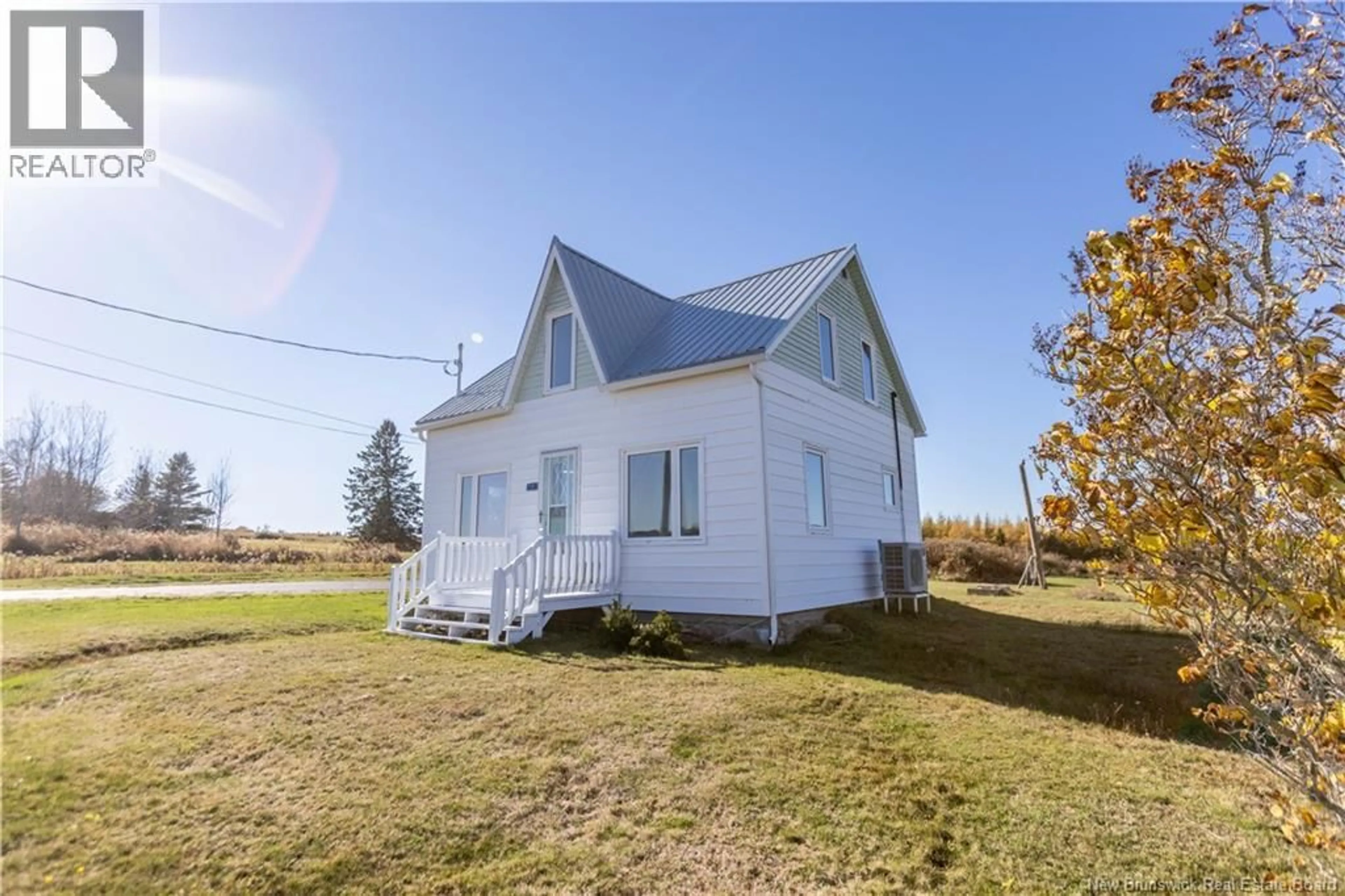 A pic from outside/outdoor area/front of a property/back of a property/a pic from drone, building for 385 ROUTE 935, Sackville New Brunswick E4L2J9