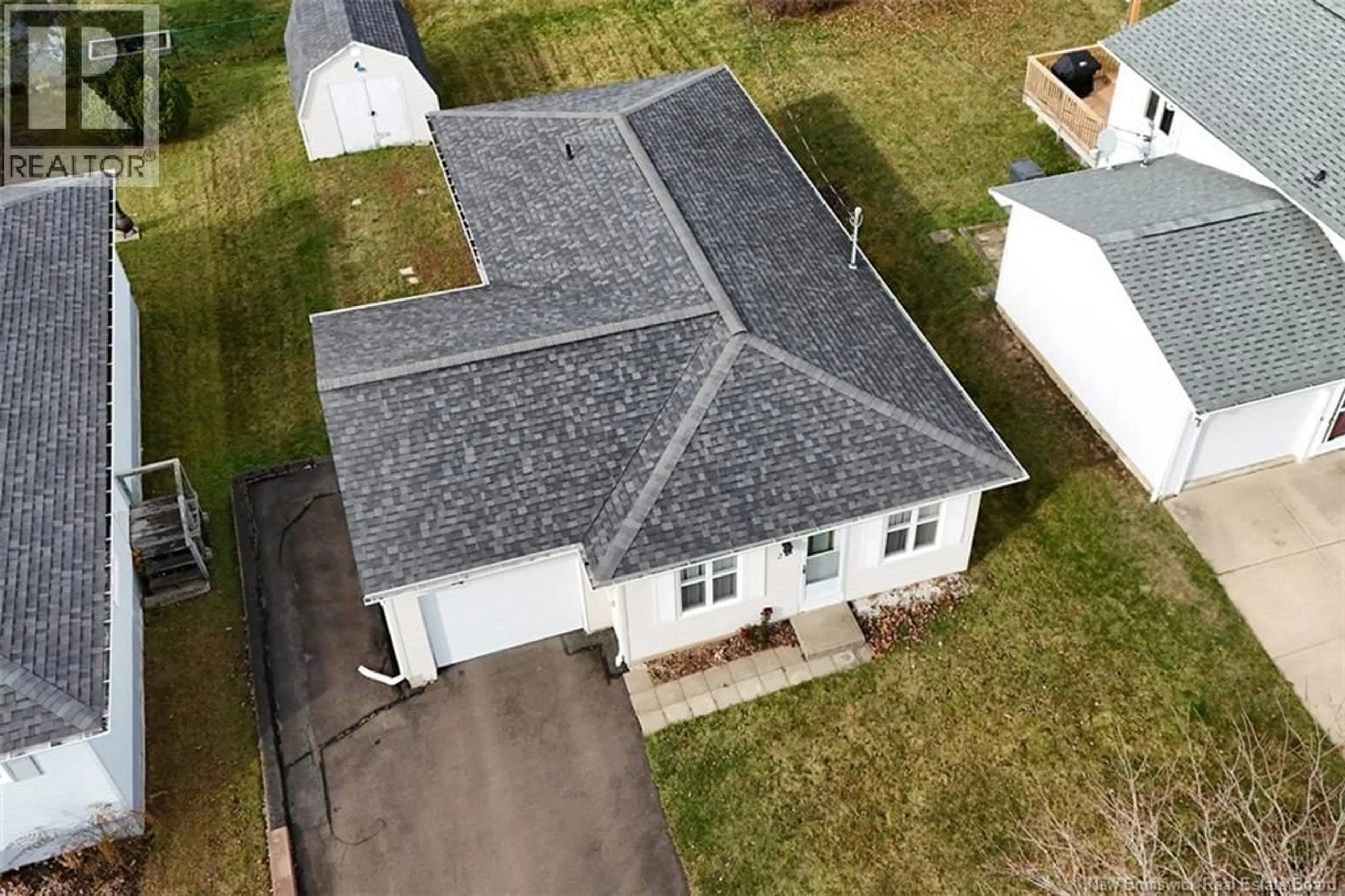 A pic from outside/outdoor area/front of a property/back of a property/a pic from drone, street for 29 KIMBERLY STREET, Fredericton New Brunswick E3G5V6