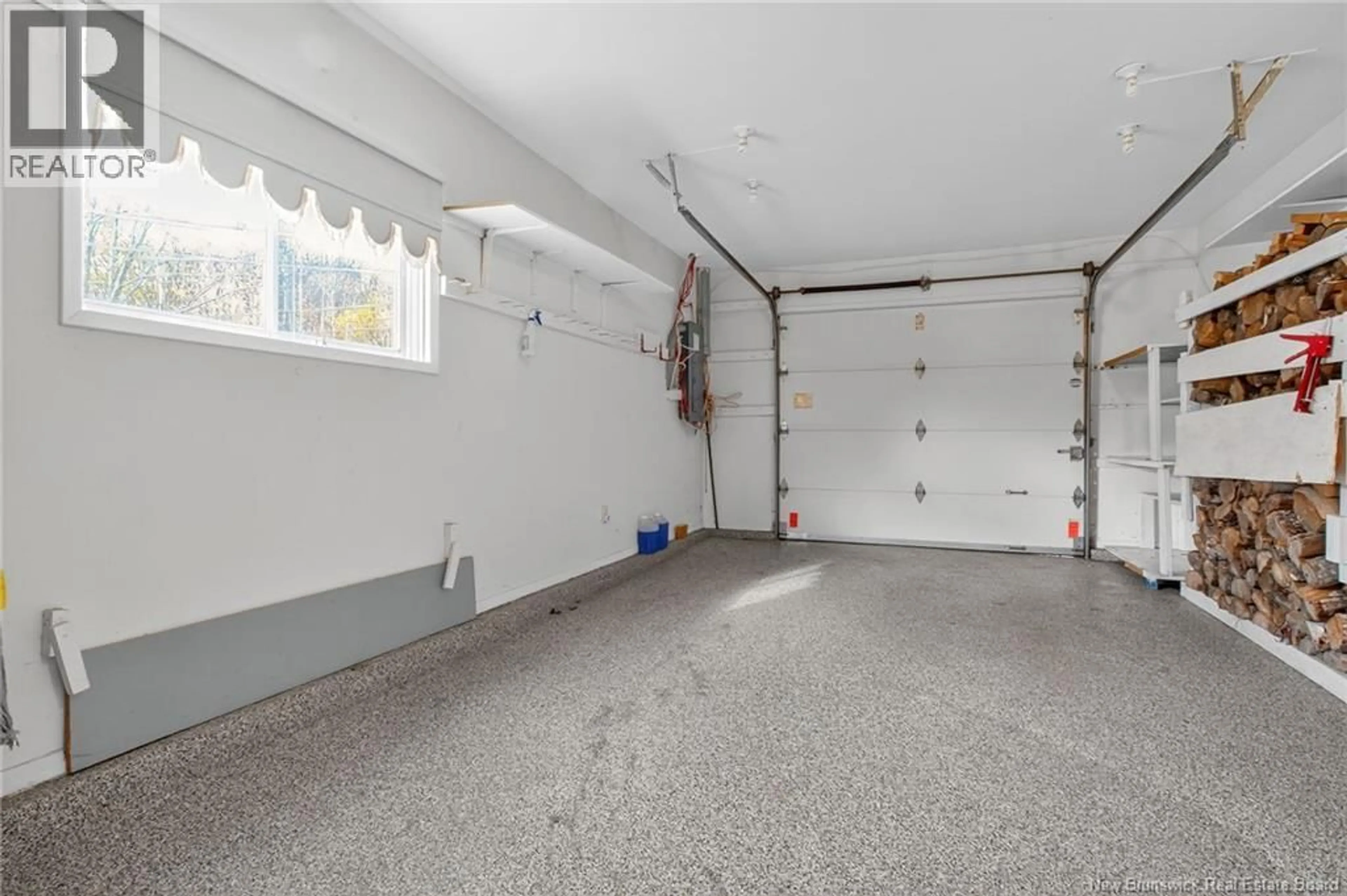 Indoor garage for 103 LABROSSE, Moncton New Brunswick E1A4W9