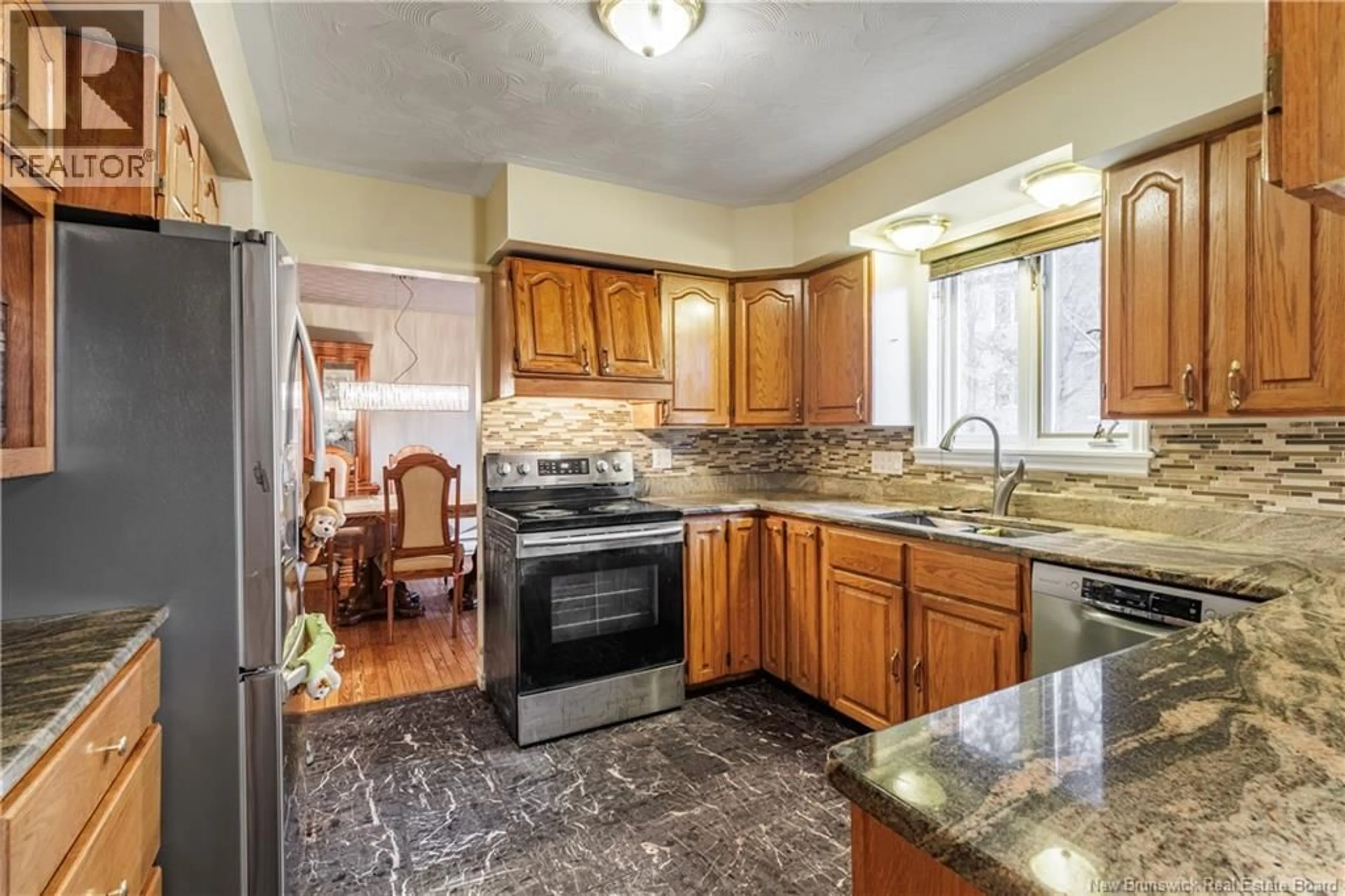 Standard kitchen, ceramic/tile floor for 395 KIMBLE DRIVE, Fredericton New Brunswick E3B6Y5