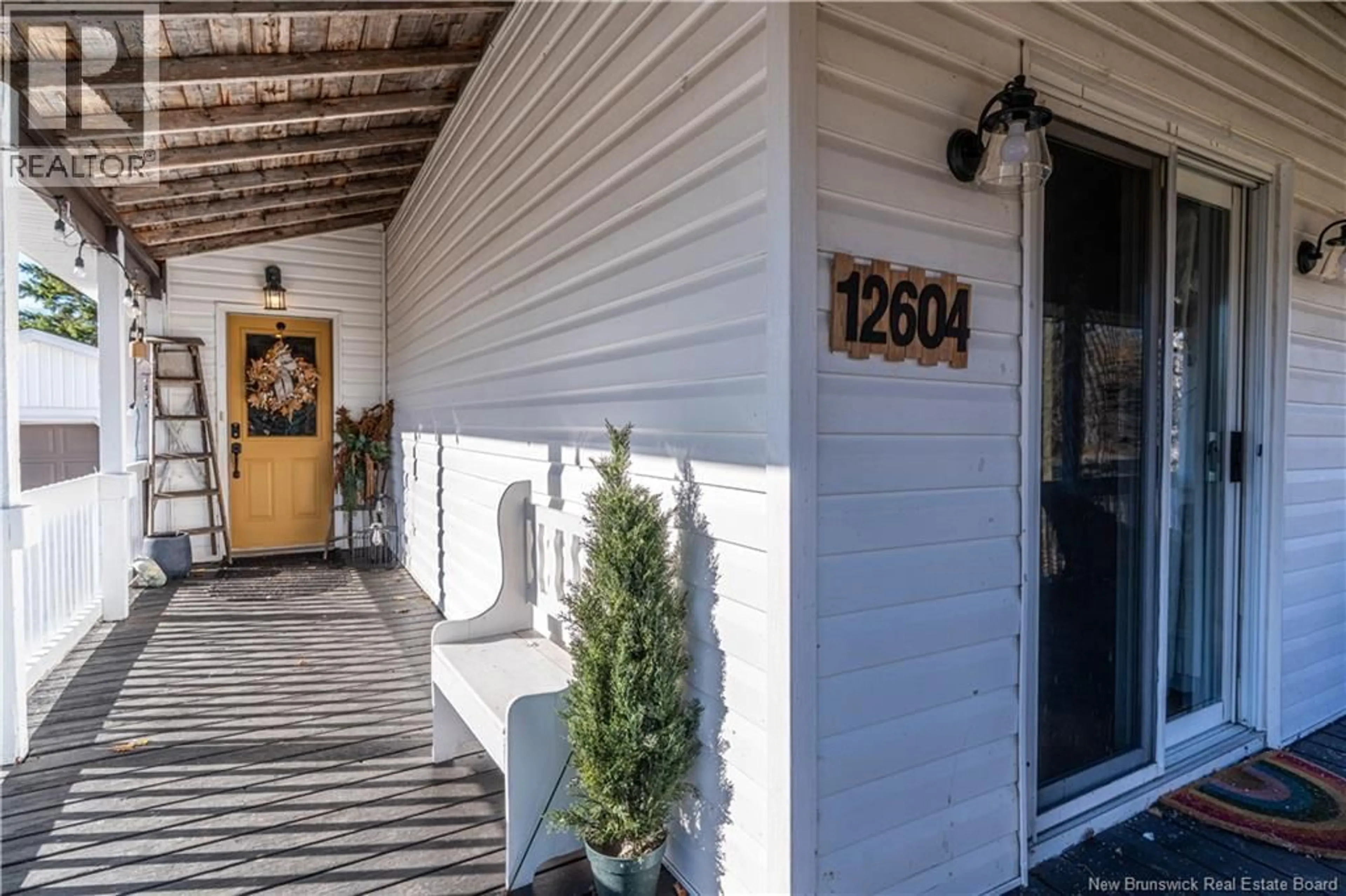 Indoor entryway for 12604 ROUTE 430, Chaplin Island Road New Brunswick E1V4Z1