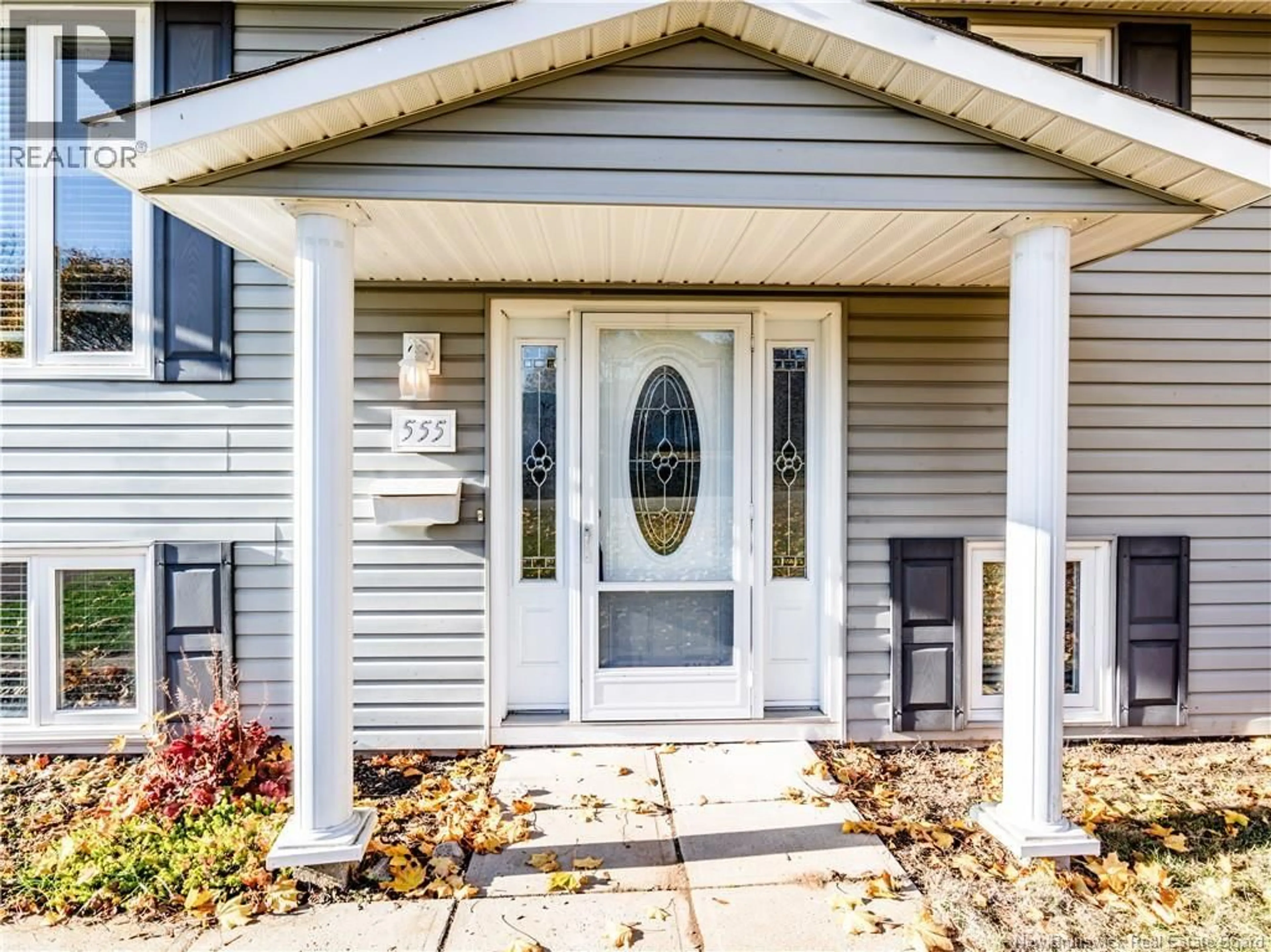 Home with vinyl exterior material, street for 555 BREAU, Dieppe New Brunswick E1A5N1