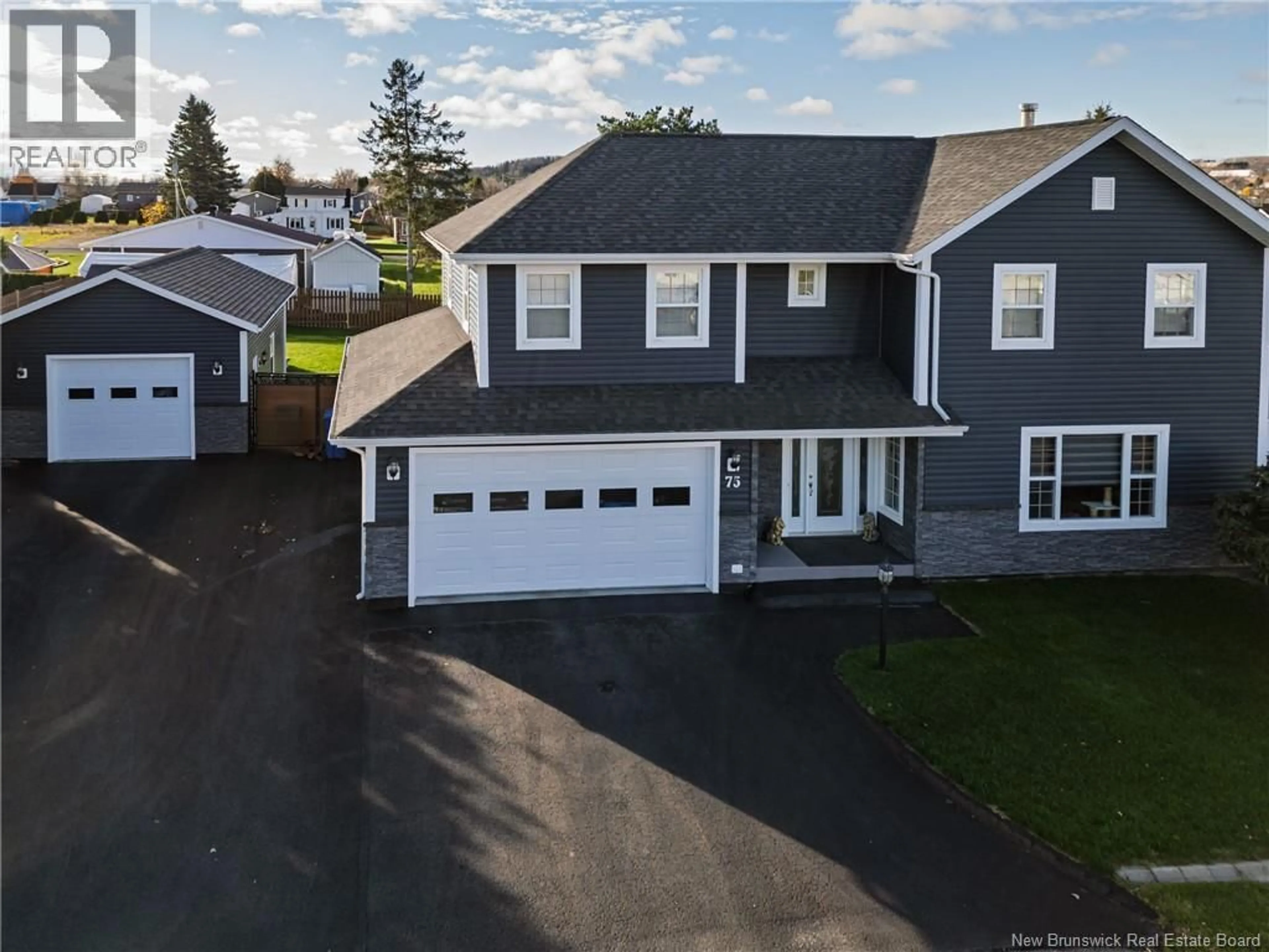 A pic from outside/outdoor area/front of a property/back of a property/a pic from drone, street for 75 DELANEY STREET, Grand-Sault/Grand Falls New Brunswick E3Y1A6