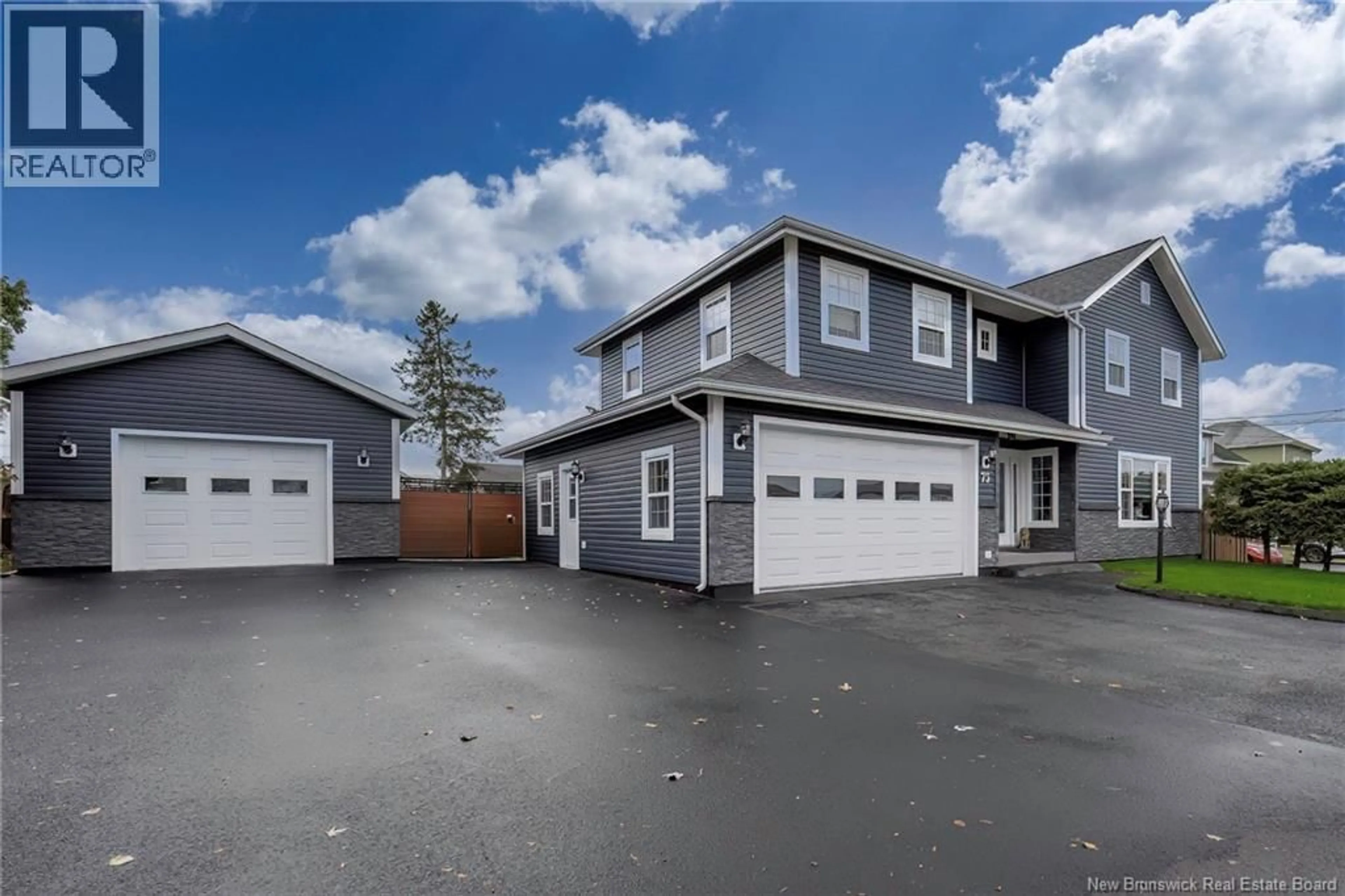 A pic from outside/outdoor area/front of a property/back of a property/a pic from drone, street for 75 DELANEY STREET, Grand-Sault/Grand Falls New Brunswick E3Y1A6