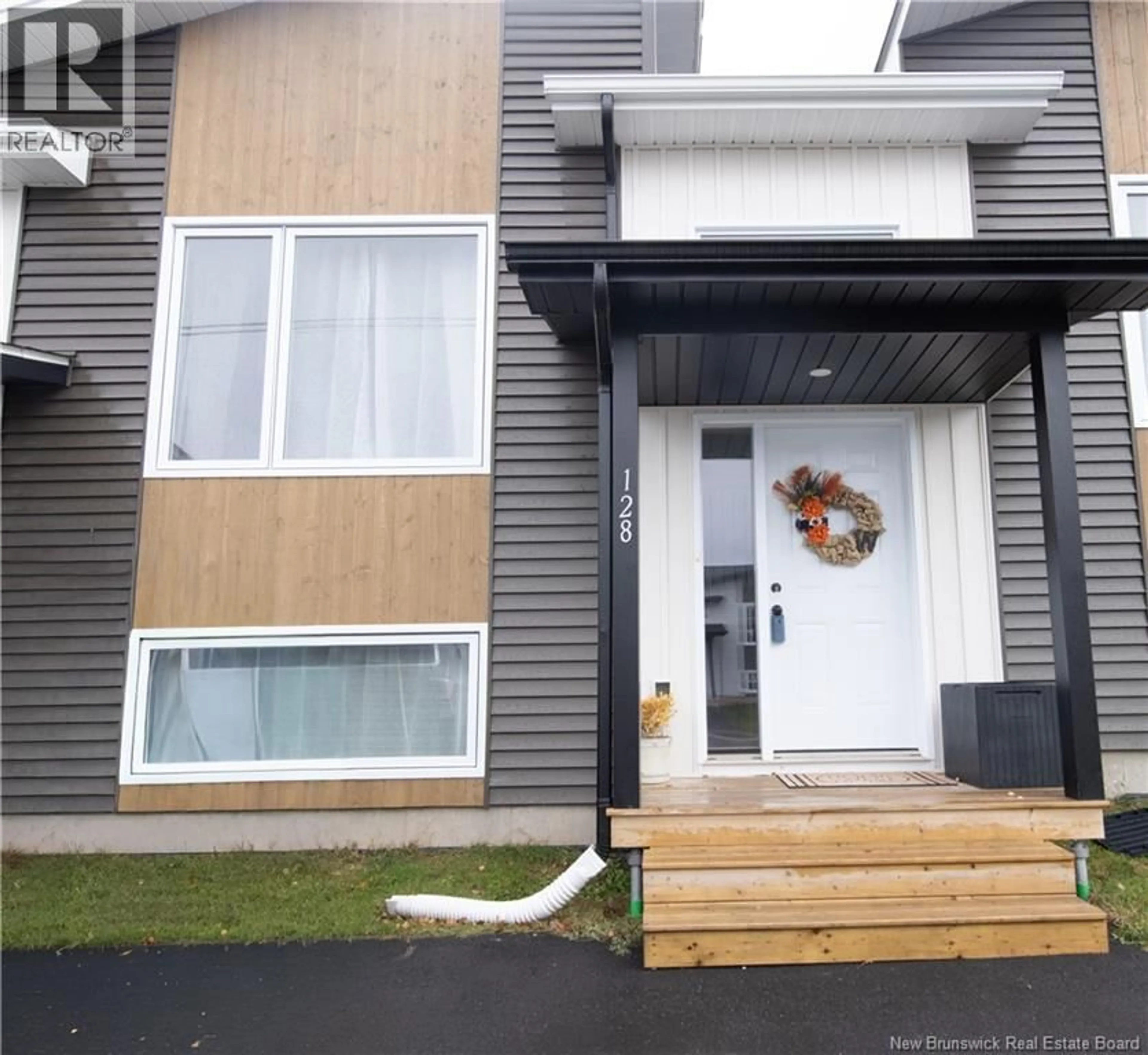 Home with vinyl exterior material, street for 128 DONAT CRESCENT, Dieppe New Brunswick E1A9L4