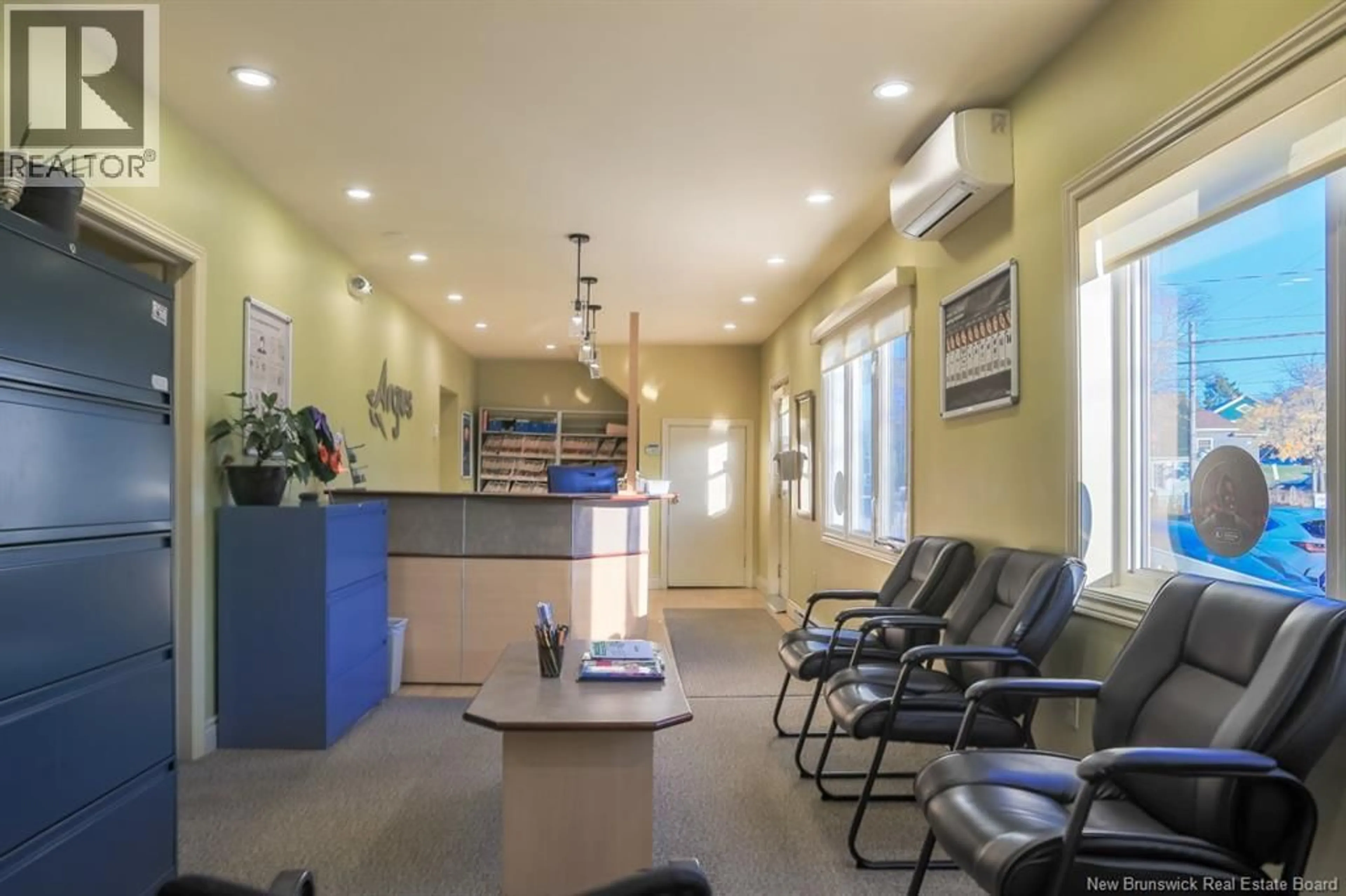 Lobby for 14 WELLESLEY AVENUE, Saint John New Brunswick E2K2T9