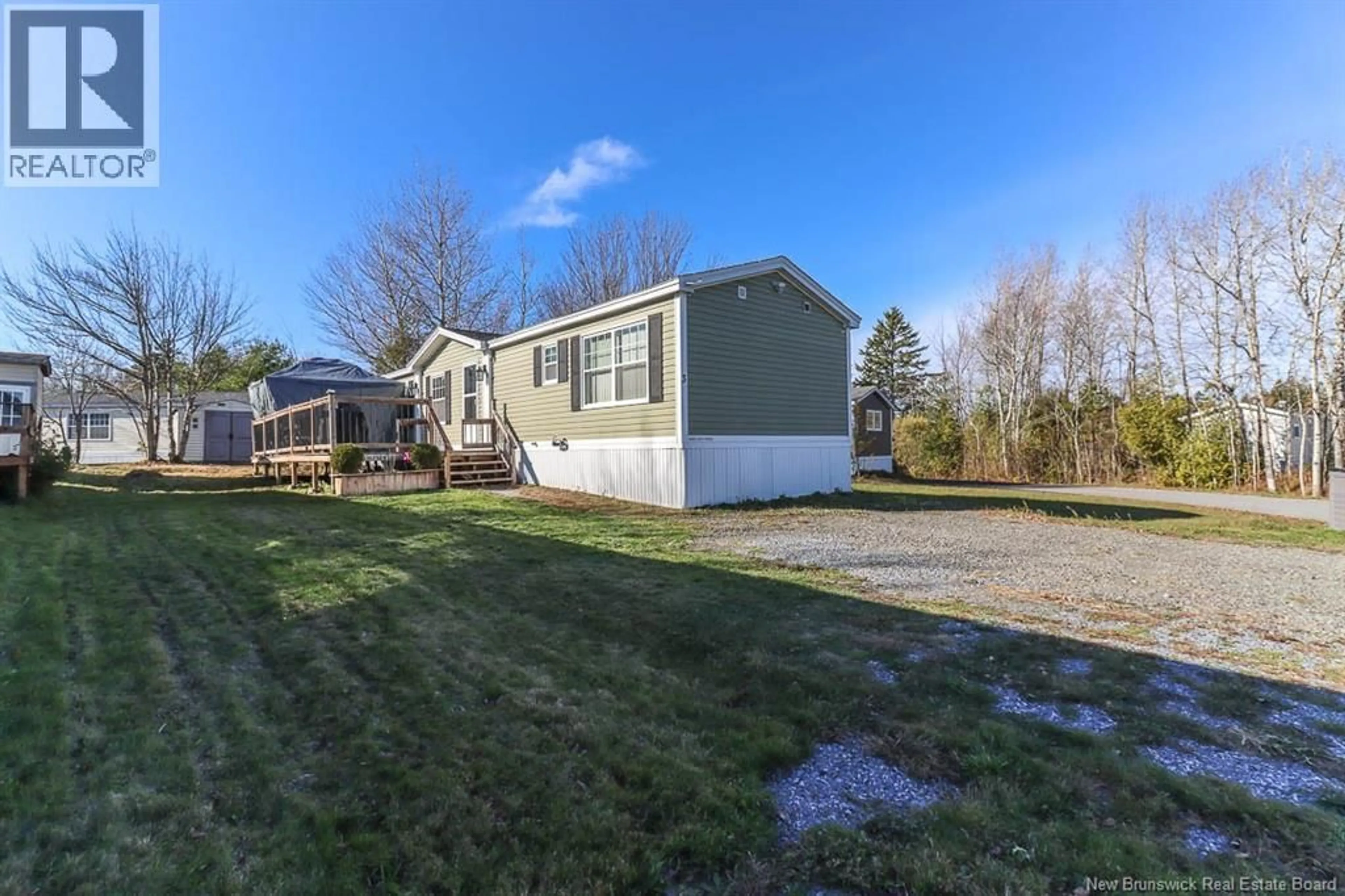 A pic from outside/outdoor area/front of a property/back of a property/a pic from drone, water/lake/river/ocean view for 3 CHERRY LANE, Quispamsis New Brunswick E2G1T8