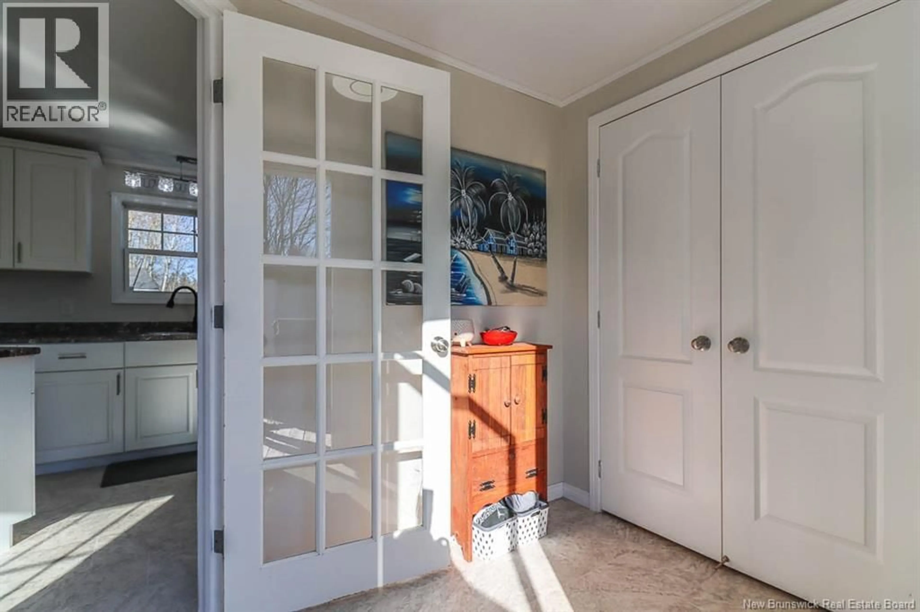 Indoor entryway for 3 CHERRY LANE, Quispamsis New Brunswick E2G1T8