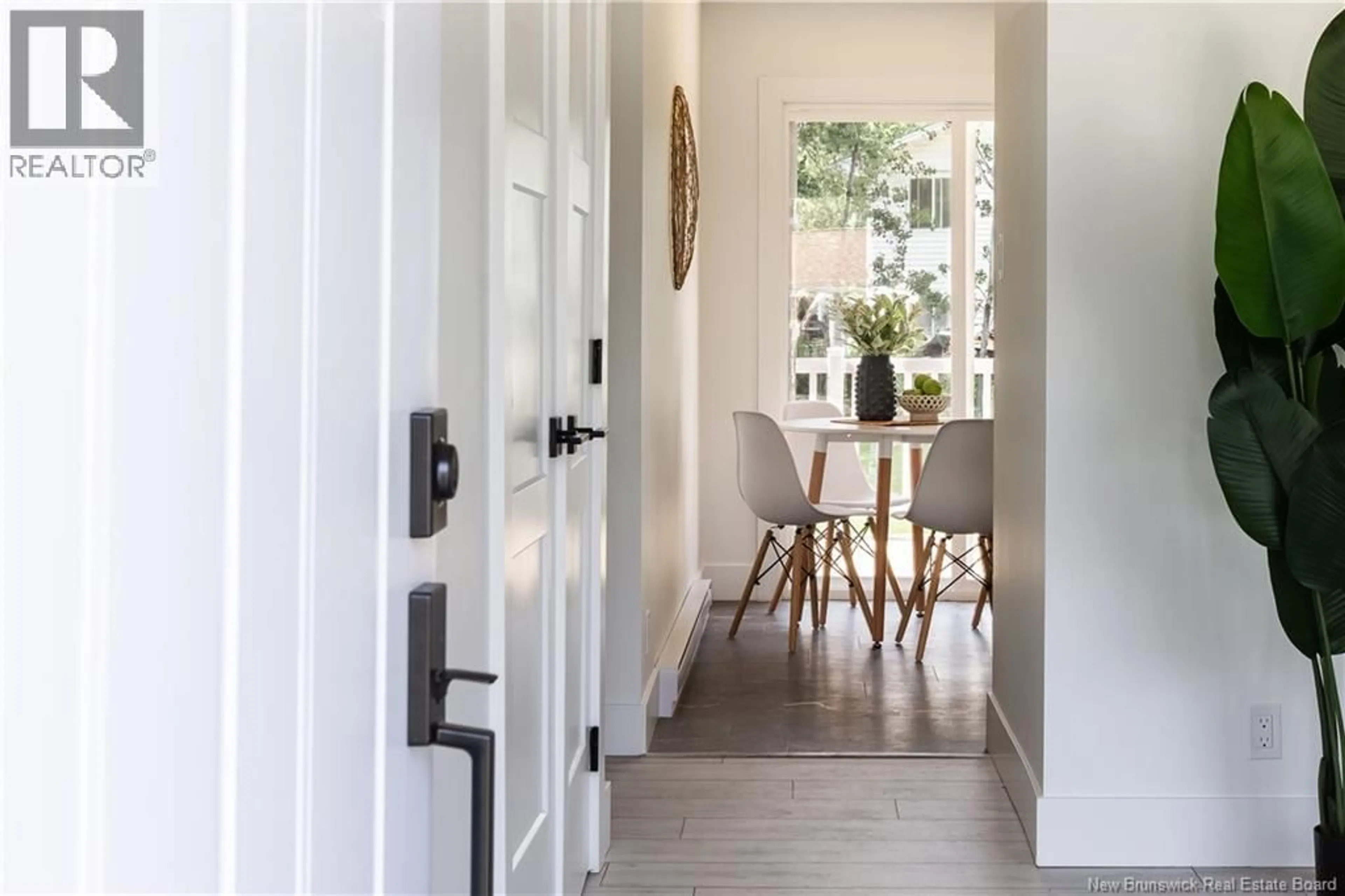 Indoor entryway for 44 TEESDALE, Moncton New Brunswick E1A5K5
