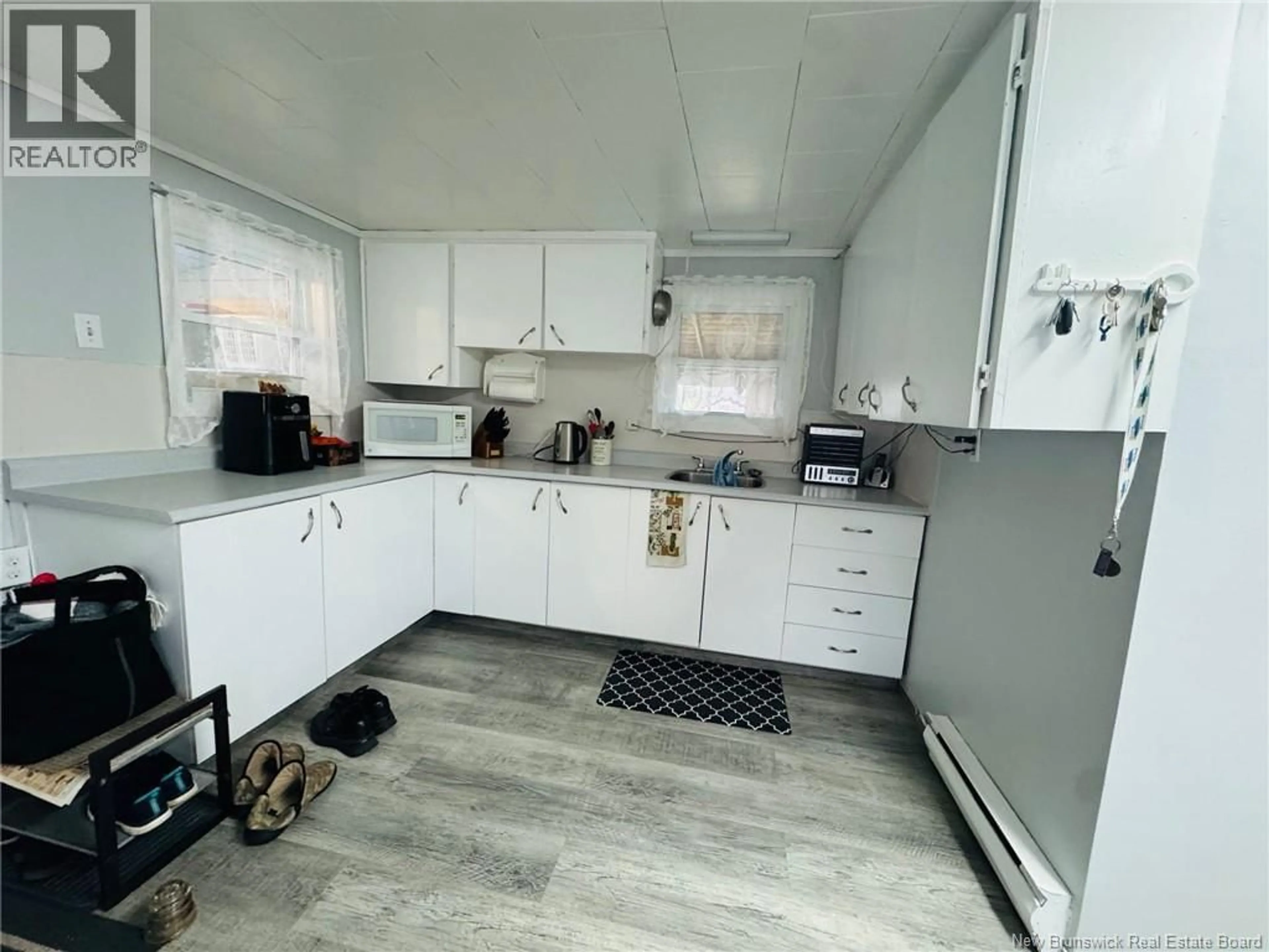 Standard kitchen, unknown for 24177 134 ROUTE, Benjamin River New Brunswick E8G1P4