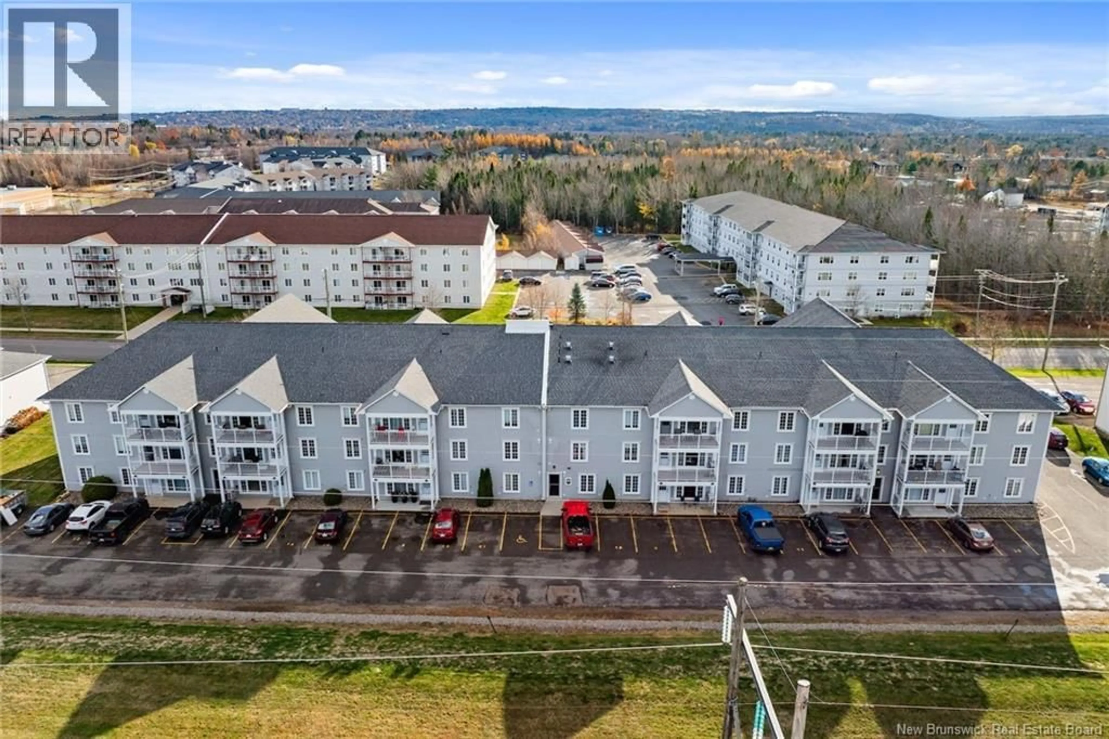 A pic from outside/outdoor area/front of a property/back of a property/a pic from drone, unknown for 4 - 185 REYNOLDS STREET, Fredericton New Brunswick E3A0K7