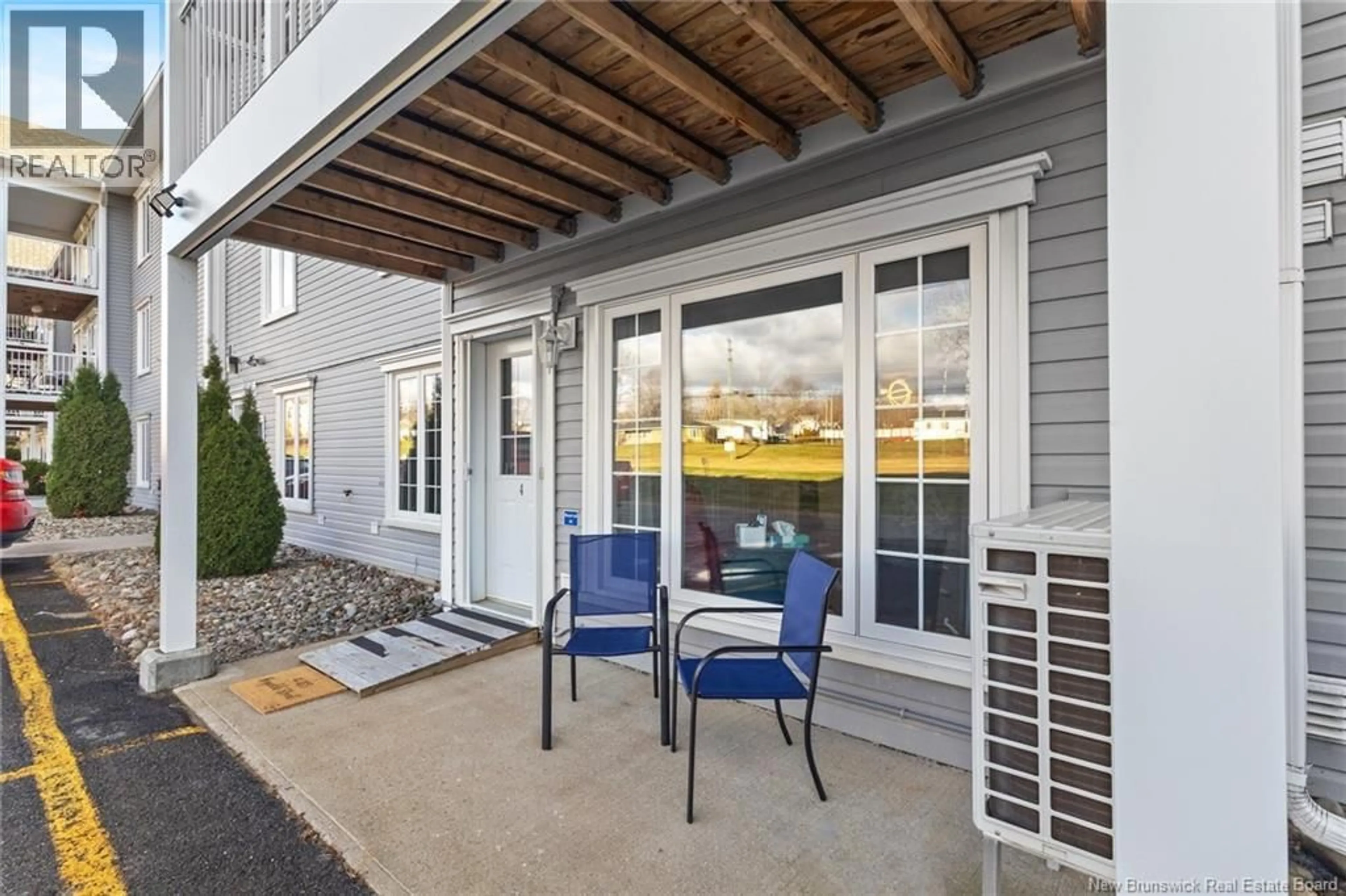 Patio, water/lake/river/ocean view for 4 - 185 REYNOLDS STREET, Fredericton New Brunswick E3A0K7