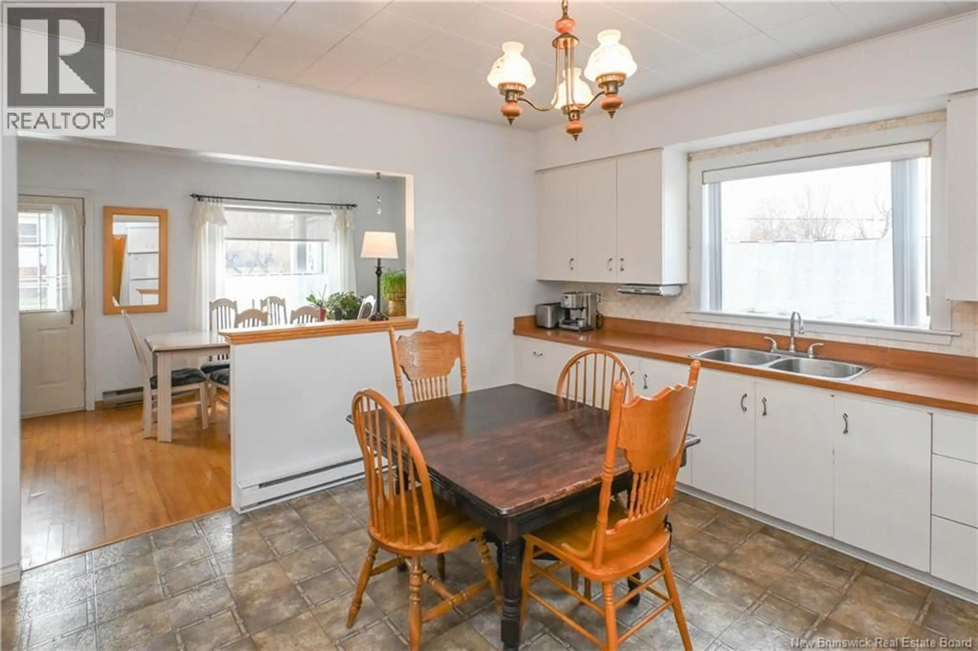 Dining room, unknown for 310 JD GAUTHIER BOULEVARD, Shippagan New Brunswick E8S1R4