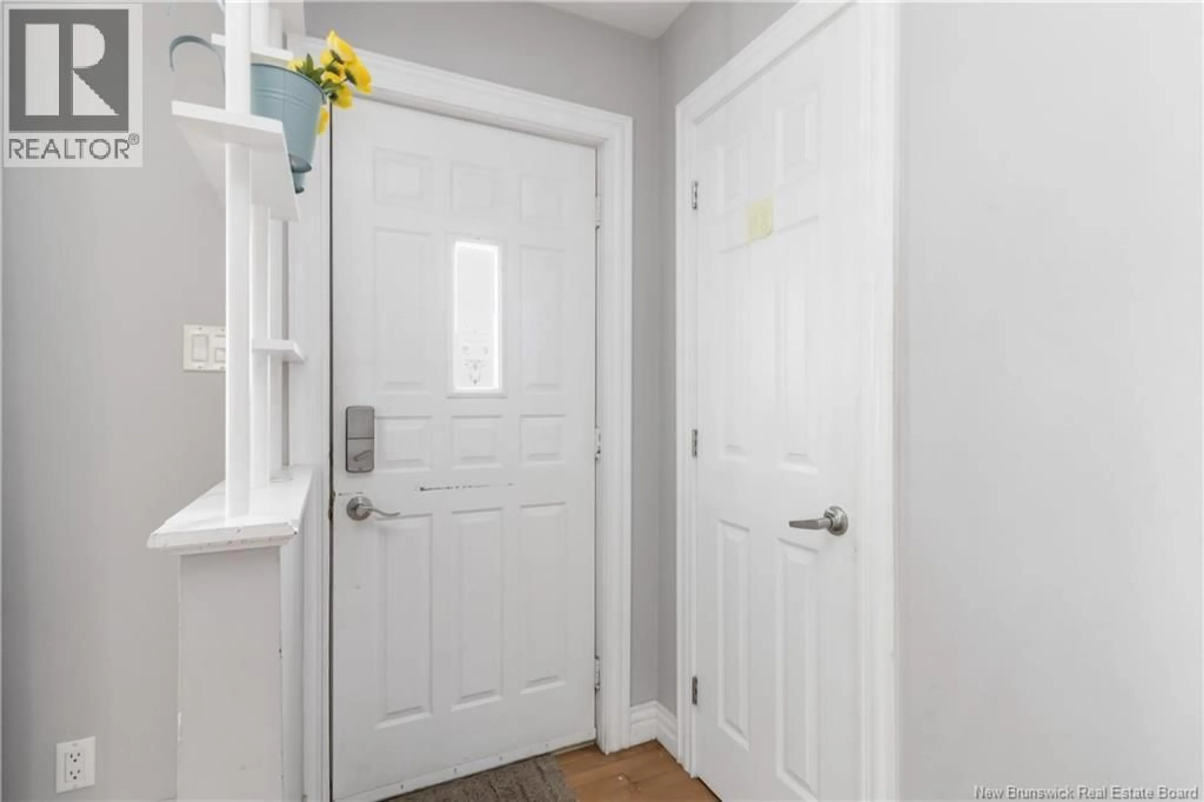 Indoor entryway for 66 AYER AVENUE, Moncton New Brunswick E1C8G8