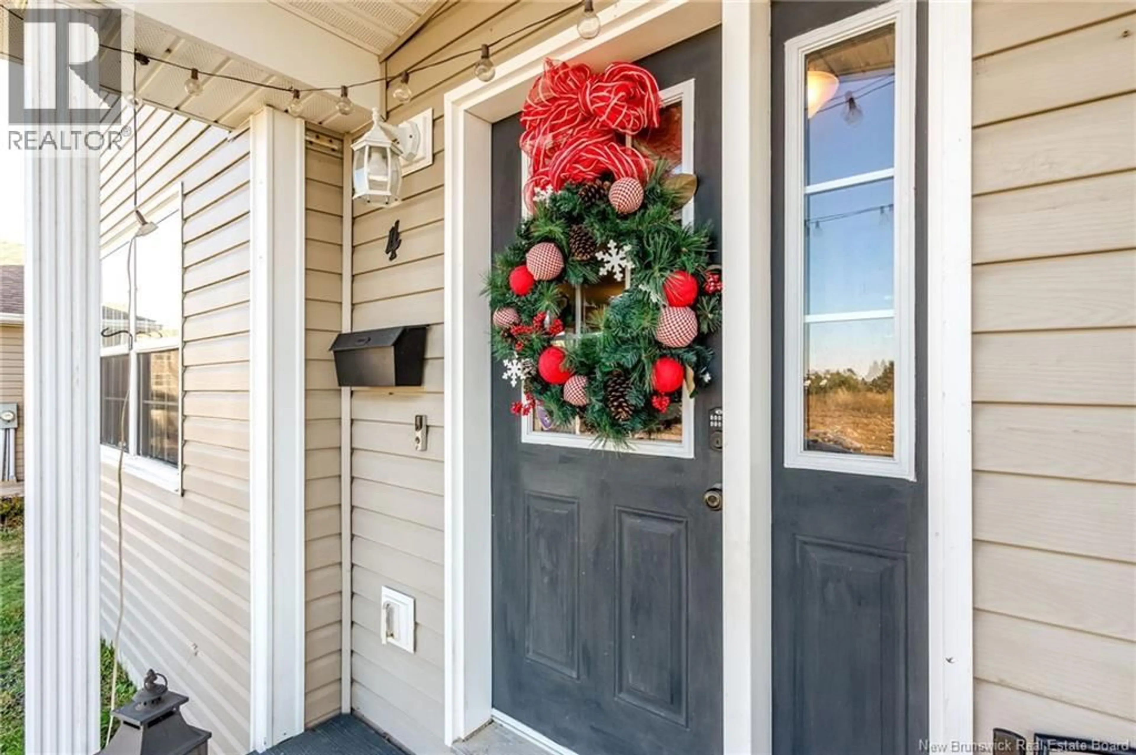 Indoor entryway for 4 BERNICE COURT, Saint John New Brunswick E2J0G9