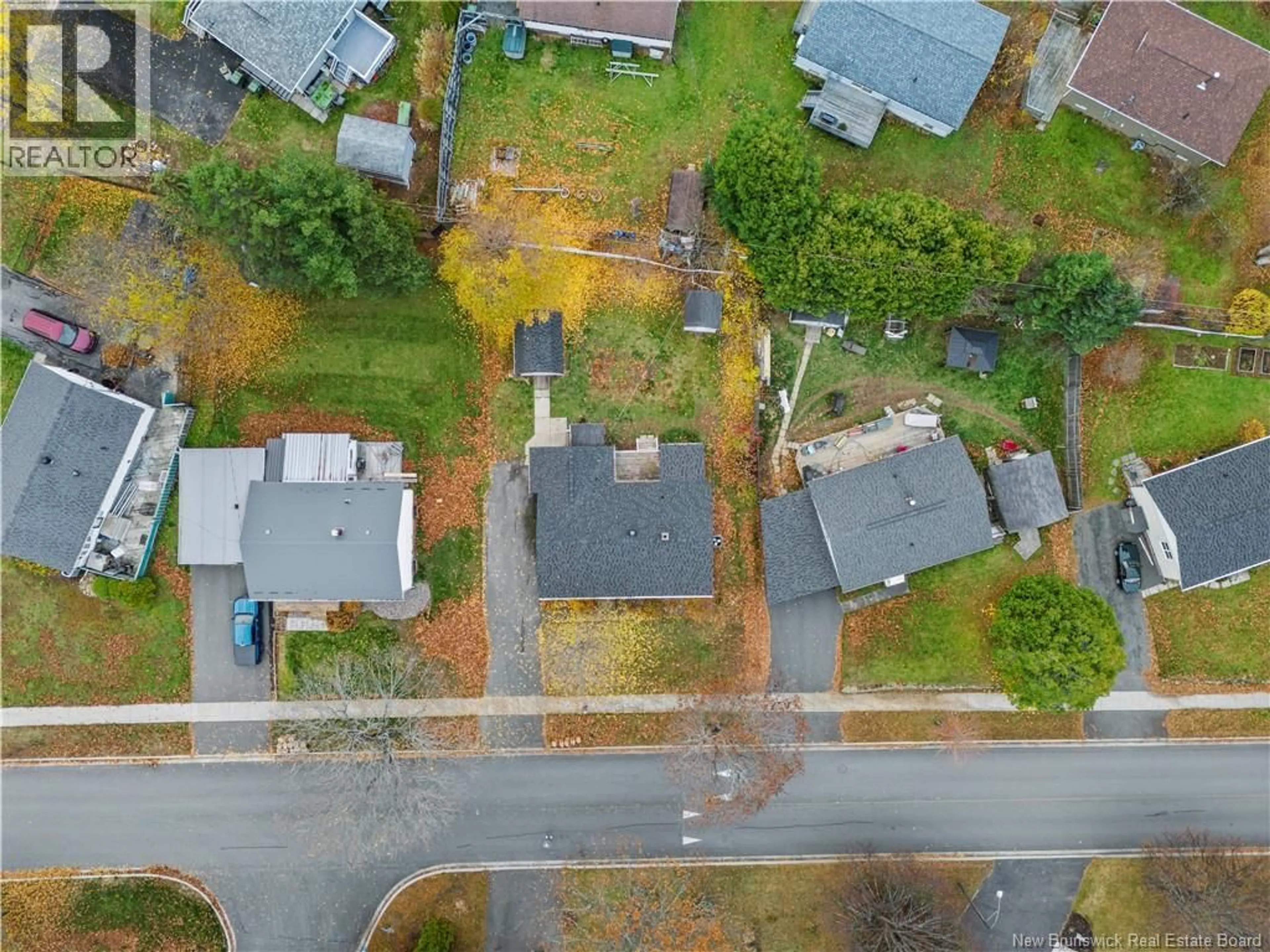 A pic from outside/outdoor area/front of a property/back of a property/a pic from drone, street for 306 CHERRY AVENUE, Fredericton New Brunswick E3A1Z5
