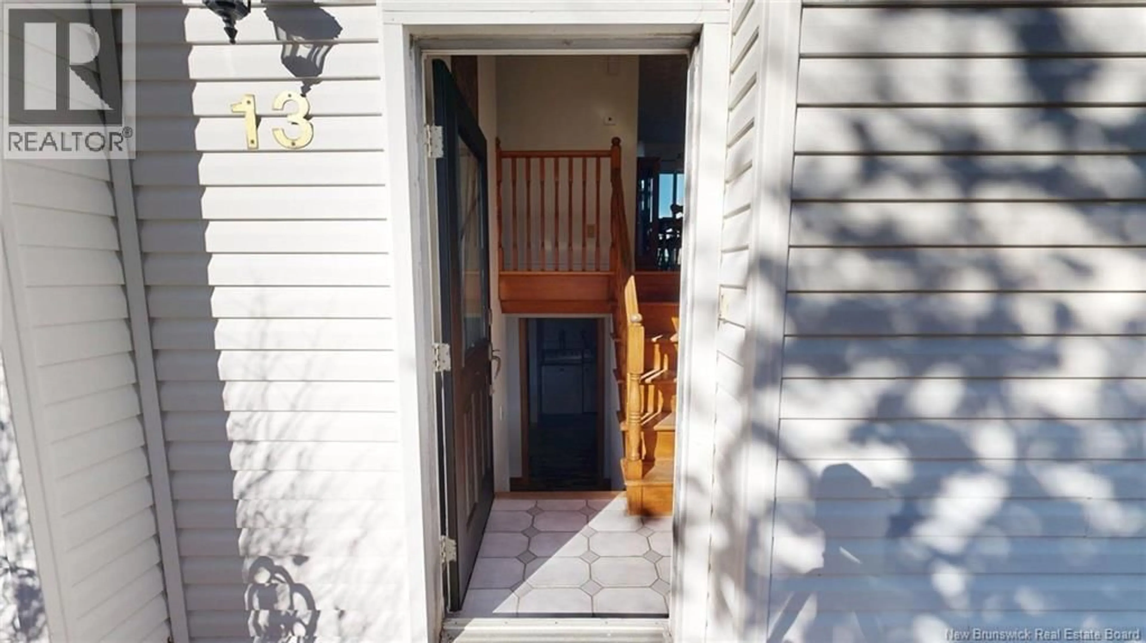 Indoor entryway for 13 SUNRISE DRIVE, Quispamsis New Brunswick E2E4V2