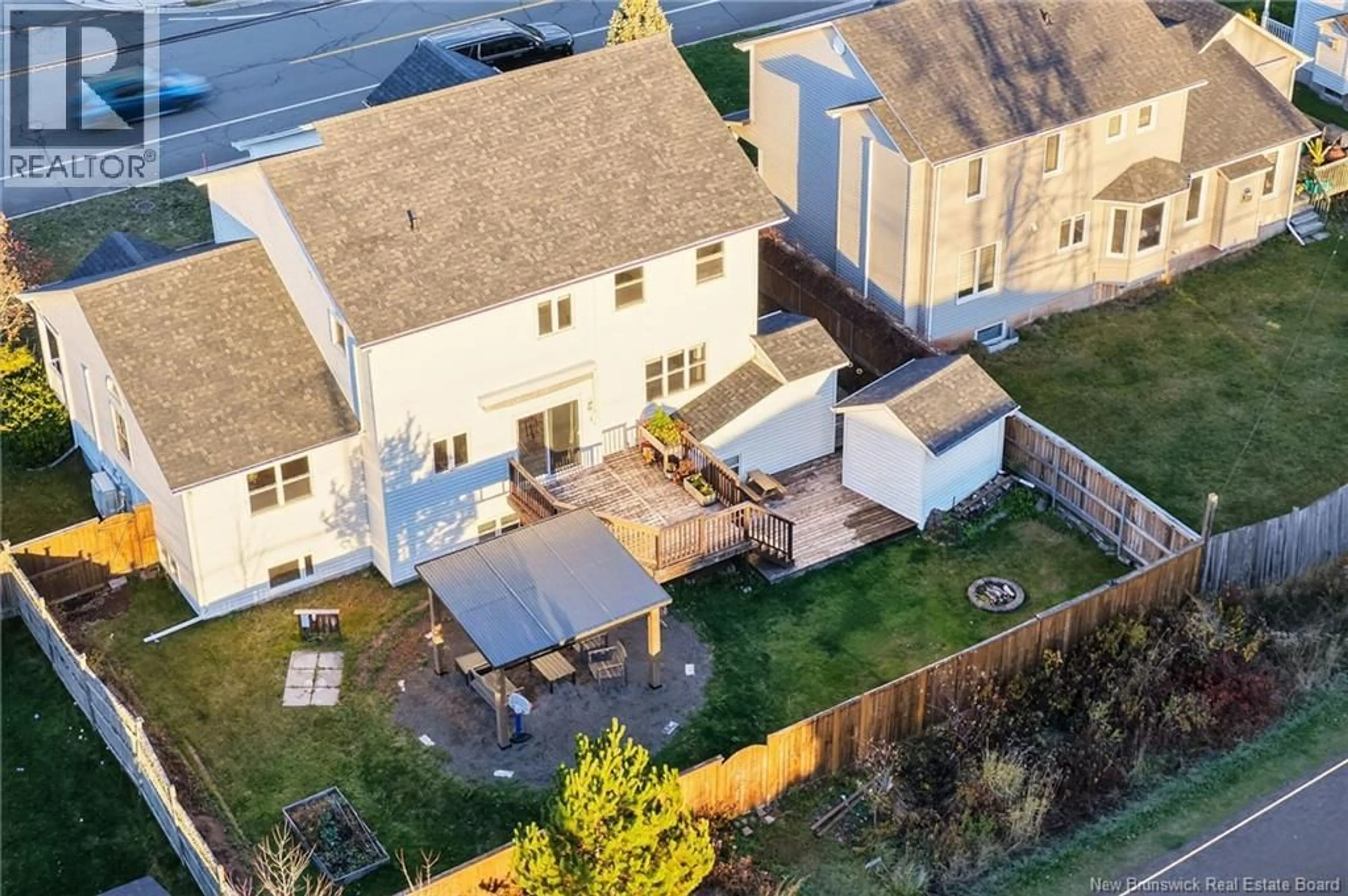 A pic from outside/outdoor area/front of a property/back of a property/a pic from drone, street for 162 TWIN OAKS DR, Moncton New Brunswick E1G4W4