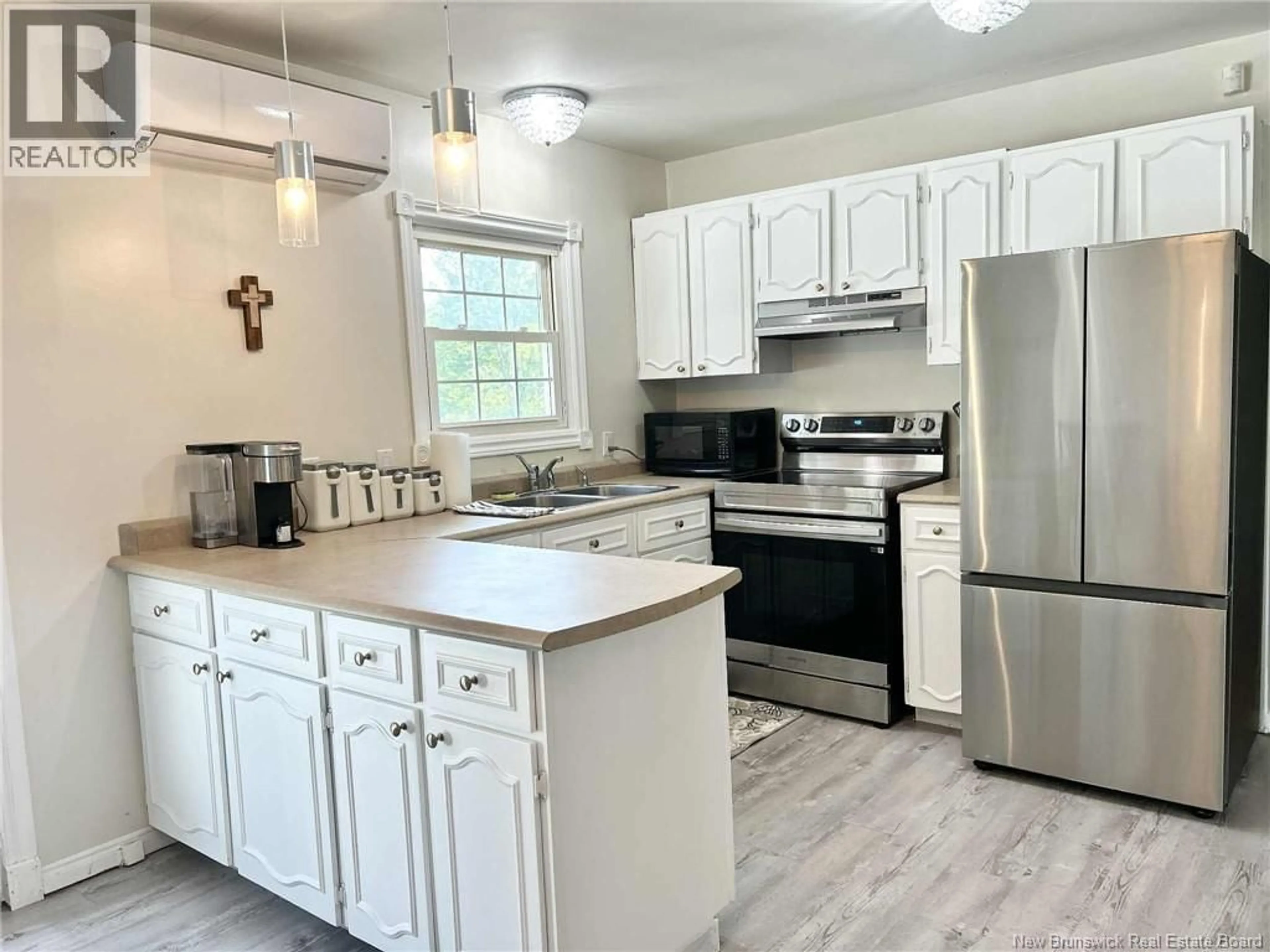 Open concept kitchen, unknown for 7781 RTE 117, Black River Bridge New Brunswick E1N5K7