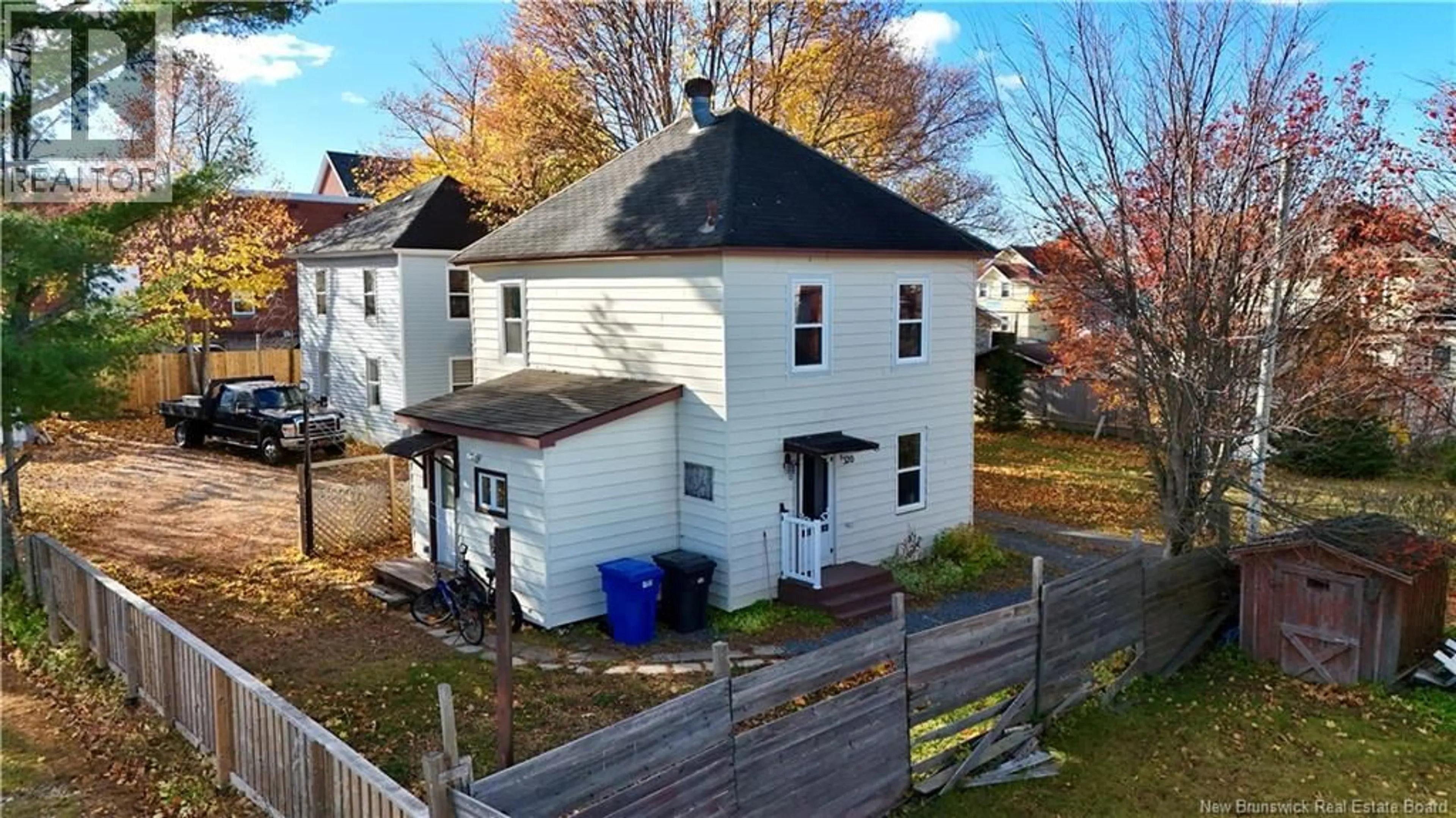 A pic from outside/outdoor area/front of a property/back of a property/a pic from drone, street for 320 ST. ANDREW STREET, Bathurst New Brunswick E2A1C5