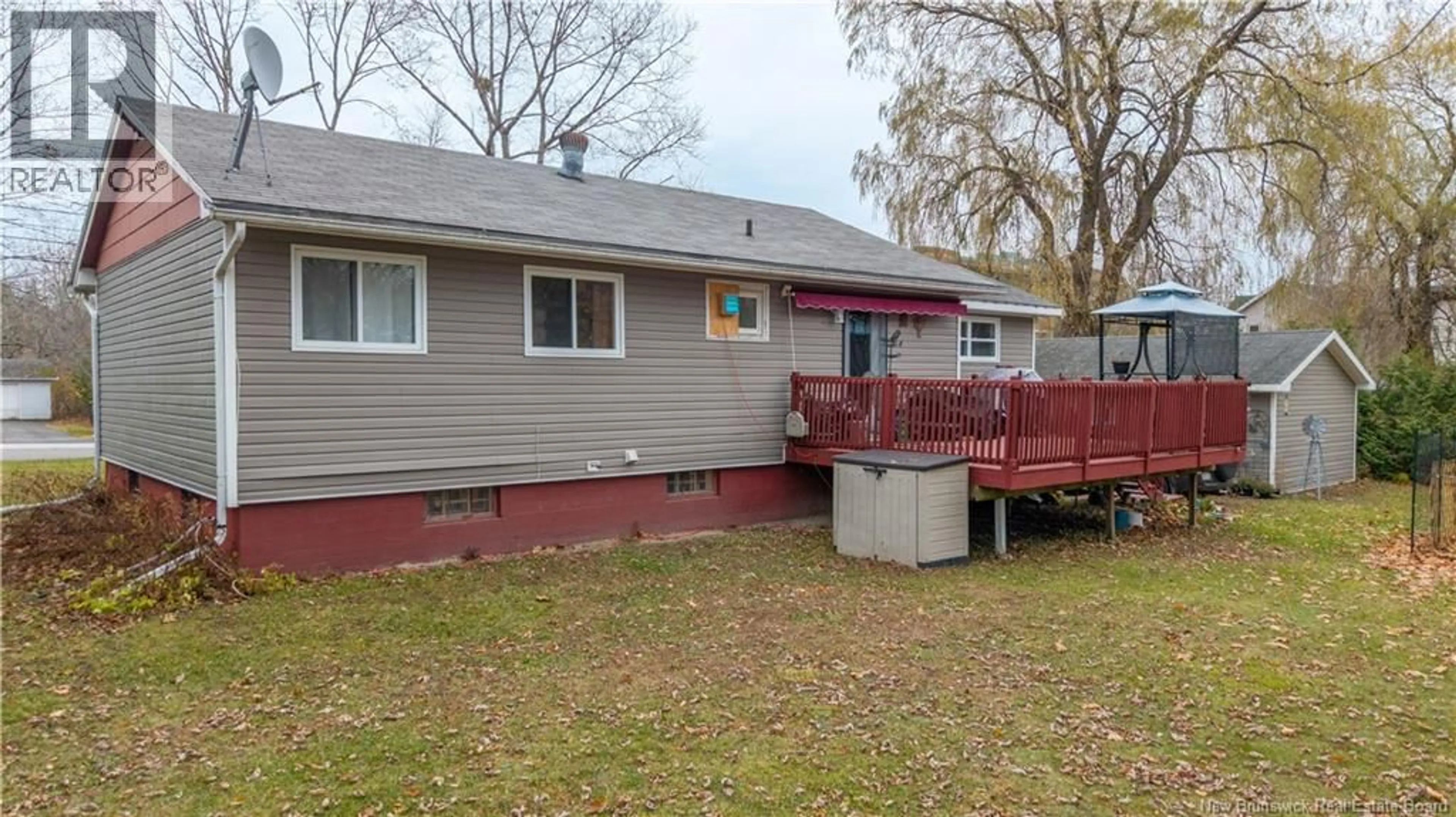 Unknown for 18 SCHOOL STREET, St. Stephen New Brunswick E3L2N6