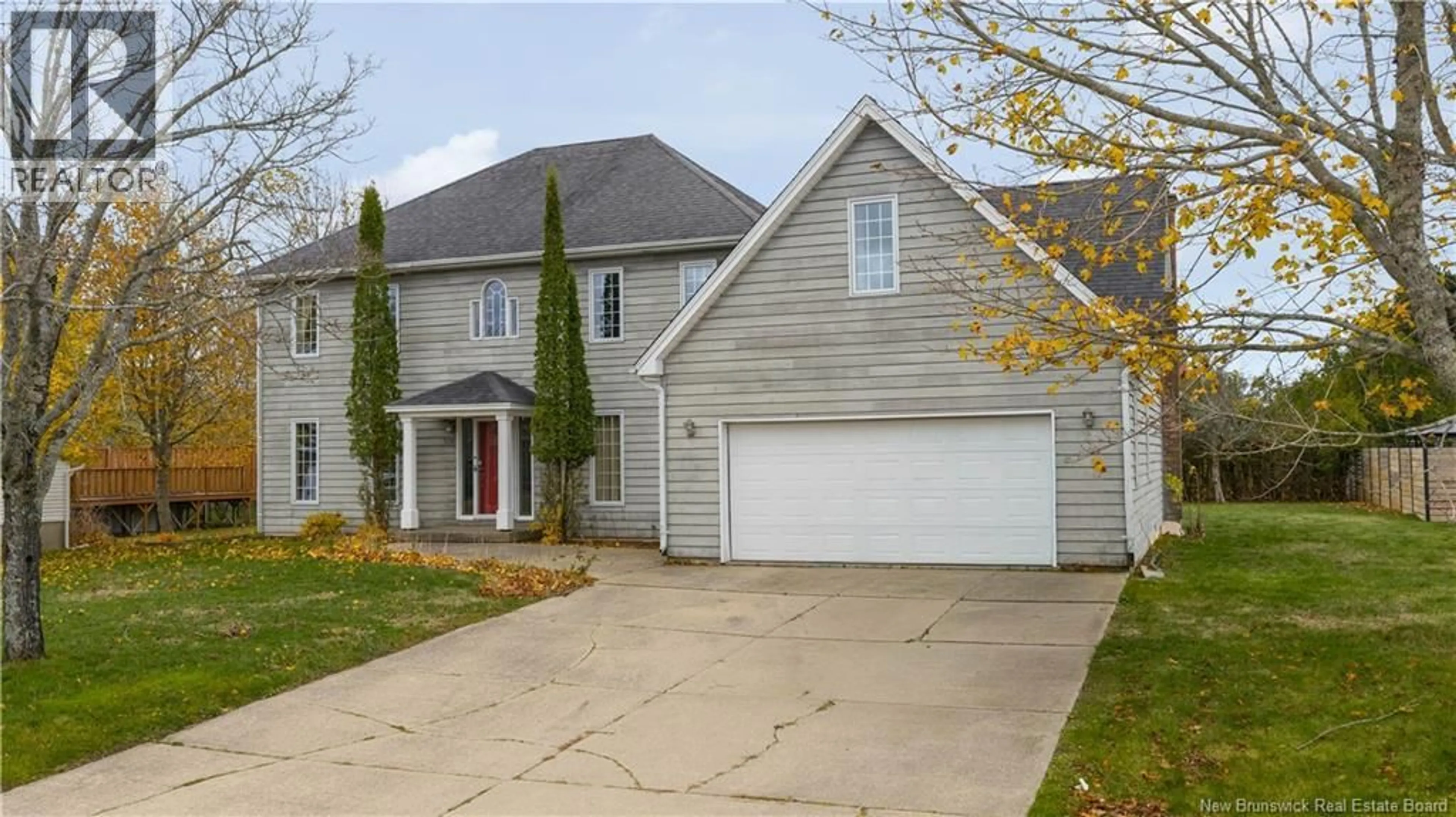 Home with vinyl exterior material, street for 531 RIDGE ROW, Saint John New Brunswick E2M7V3