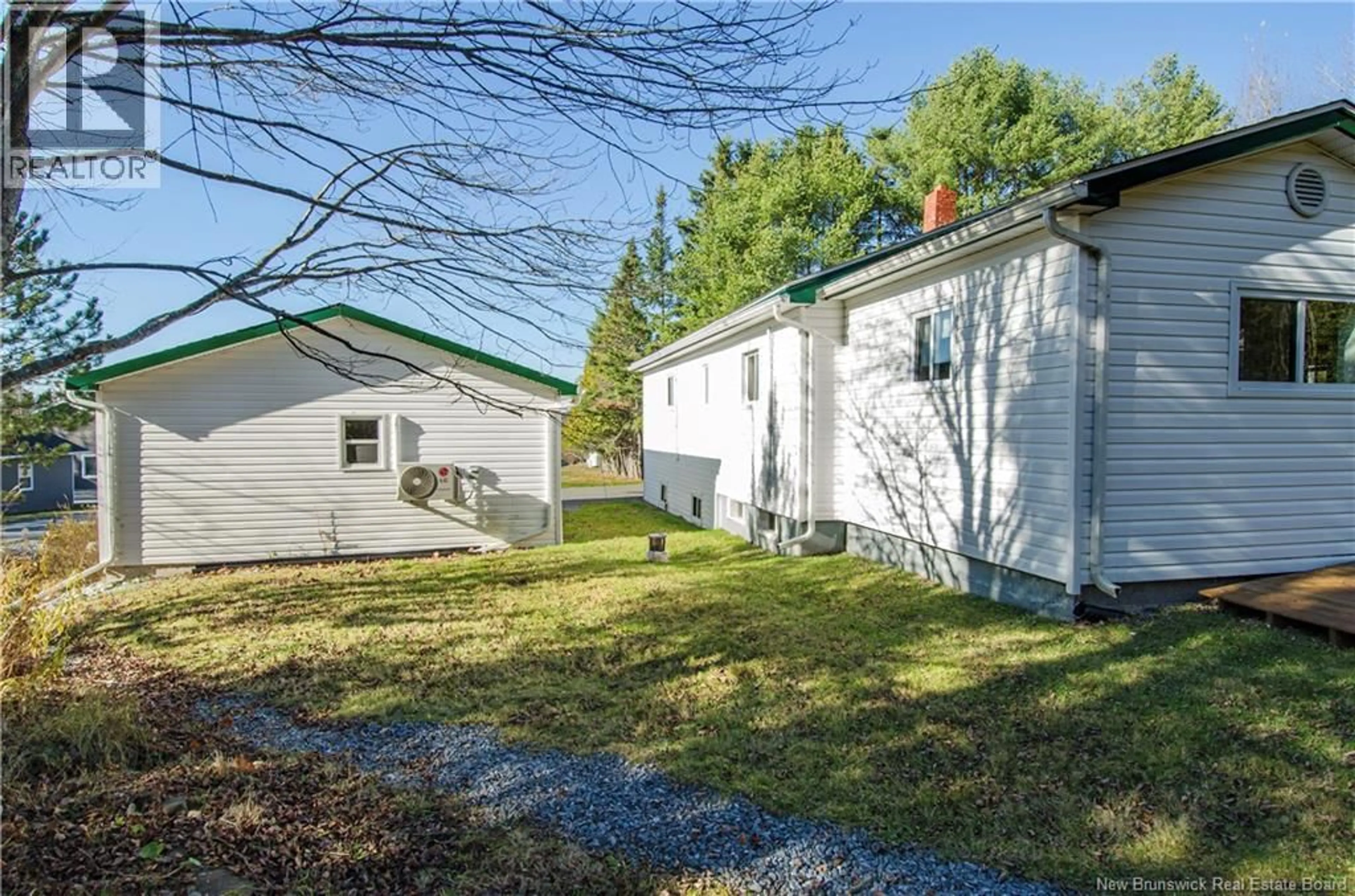 Unknown for 74 VINCENT ROAD, Quispamsis New Brunswick E2E1V4